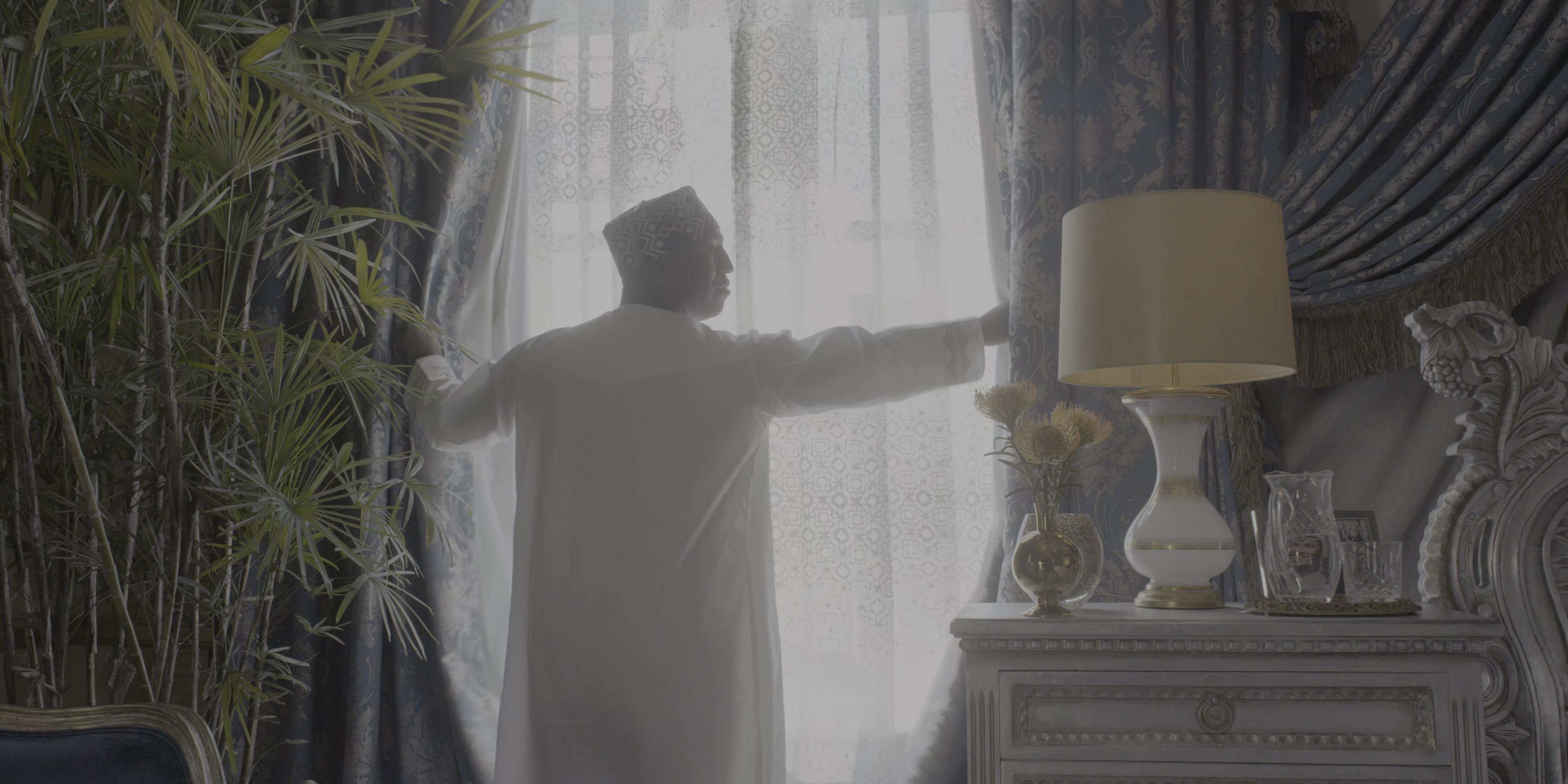 Coming 2 America (2021), wide, 2.00:1 — film still