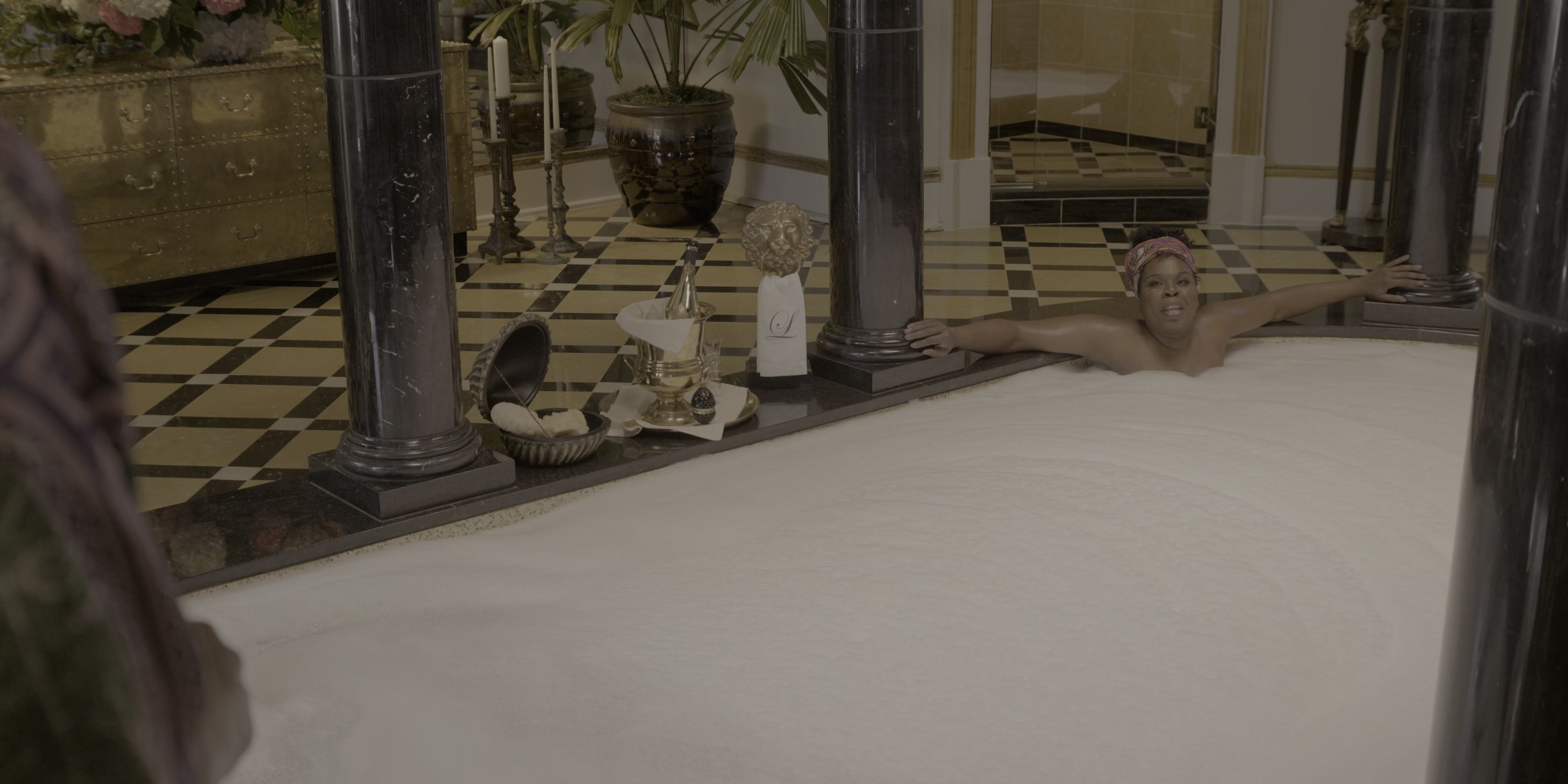 Coming 2 America (2021), wide, 2.00:1 — film still
