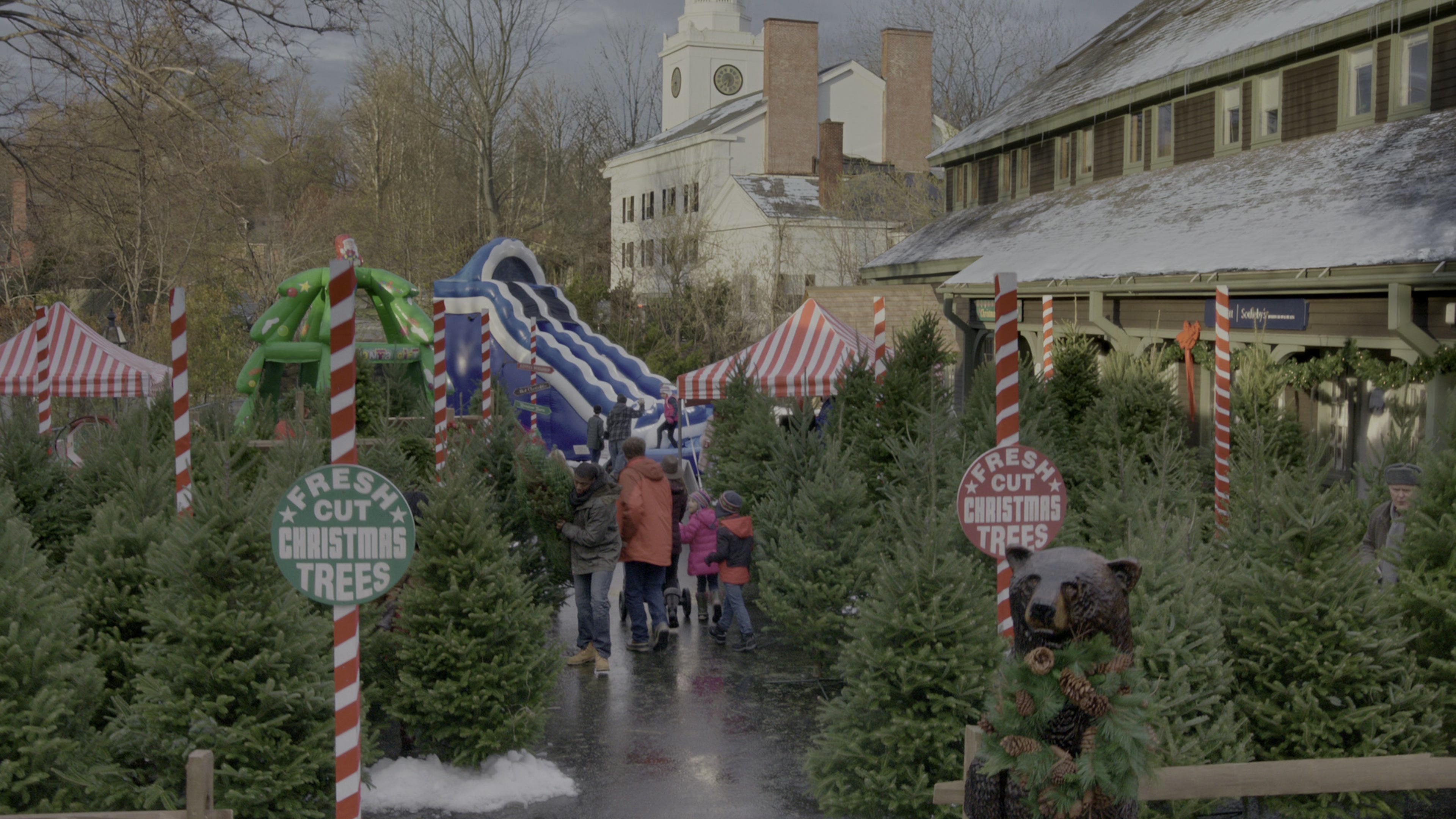 Daddy's Home 2 (2017), wide, 1.78:1 — film still