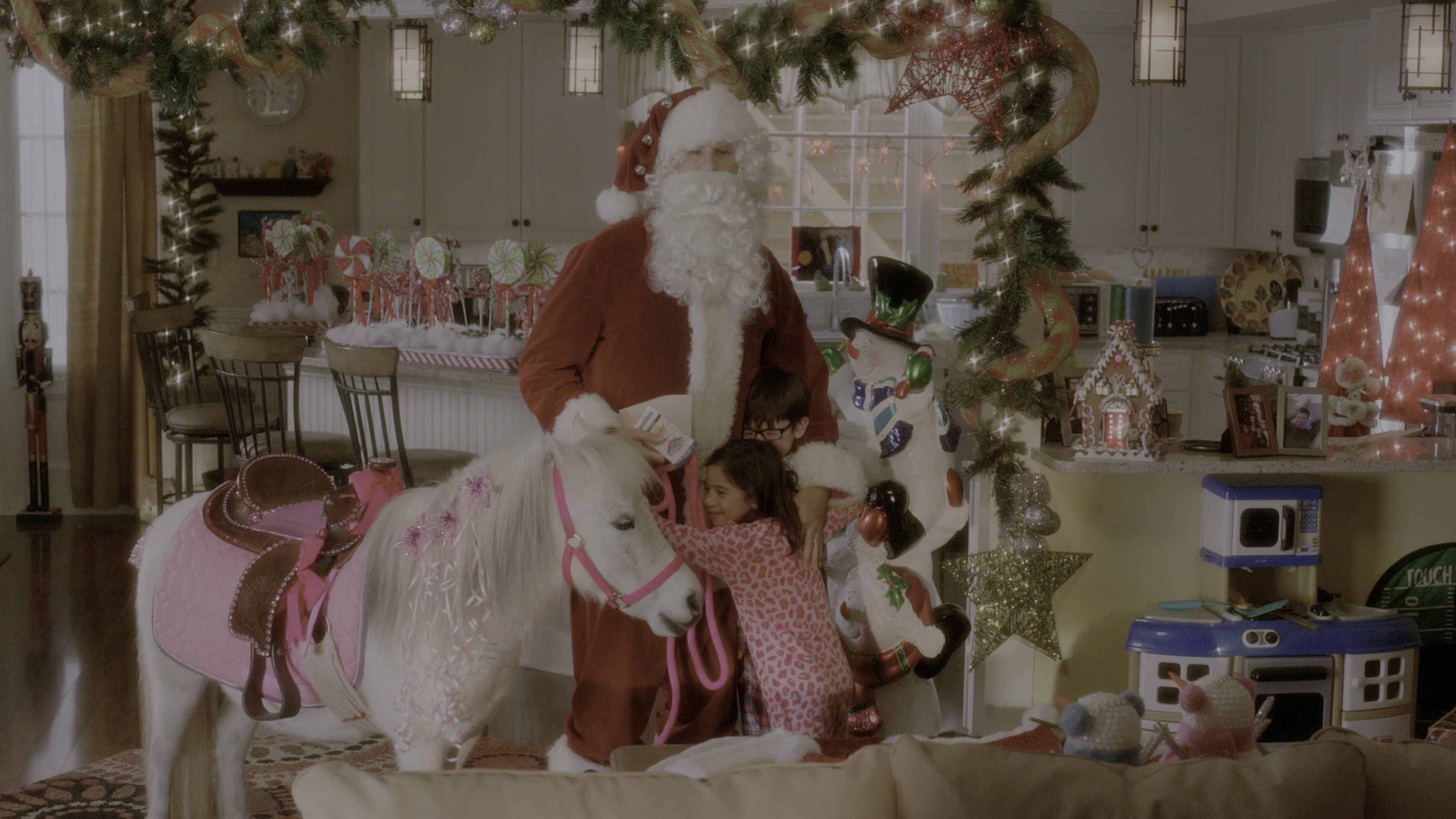 Daddy's Home (2015), wide, 1.78:1 — film still