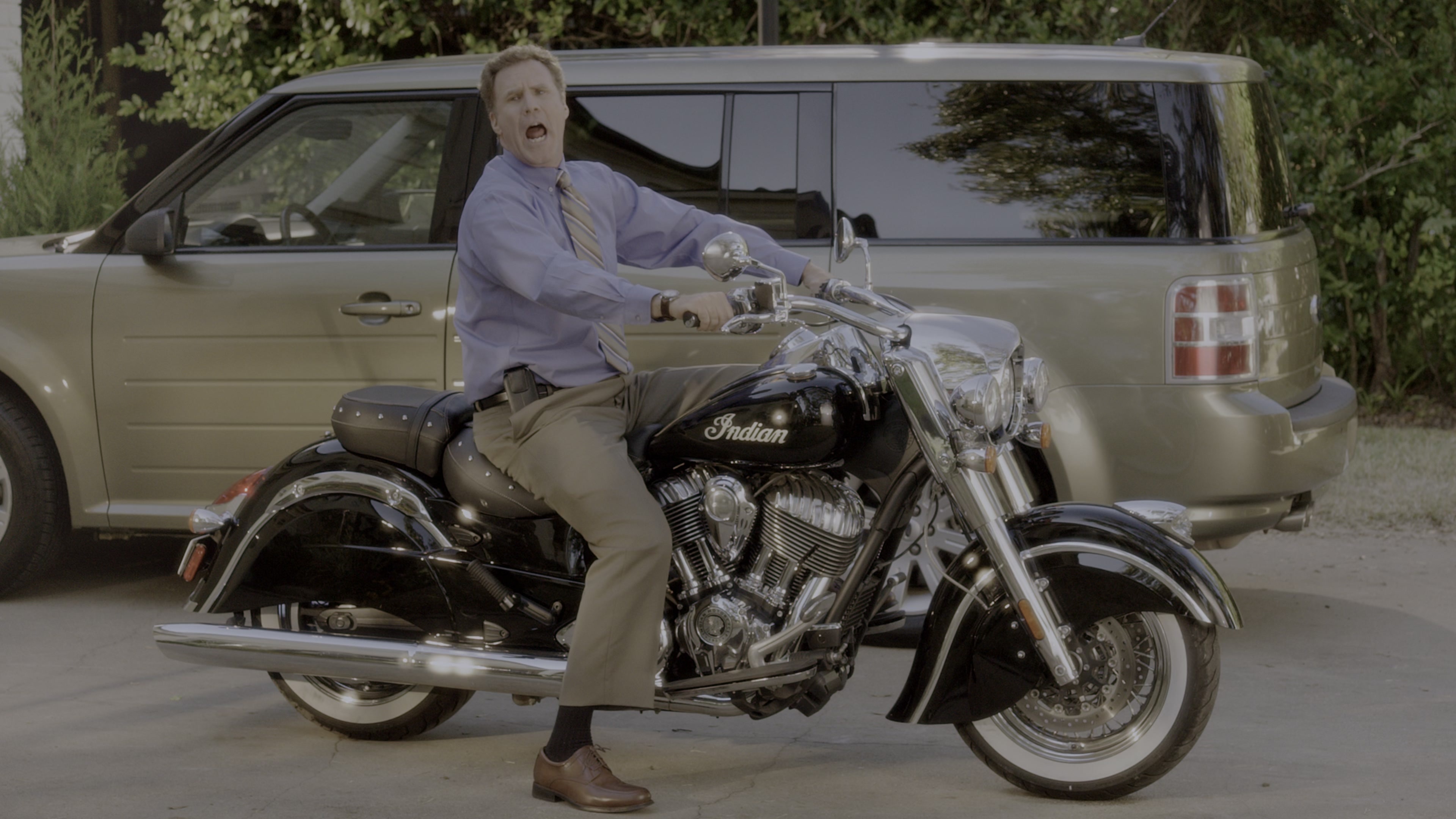 Daddy's Home (2015), wide, 1.78:1 — film still