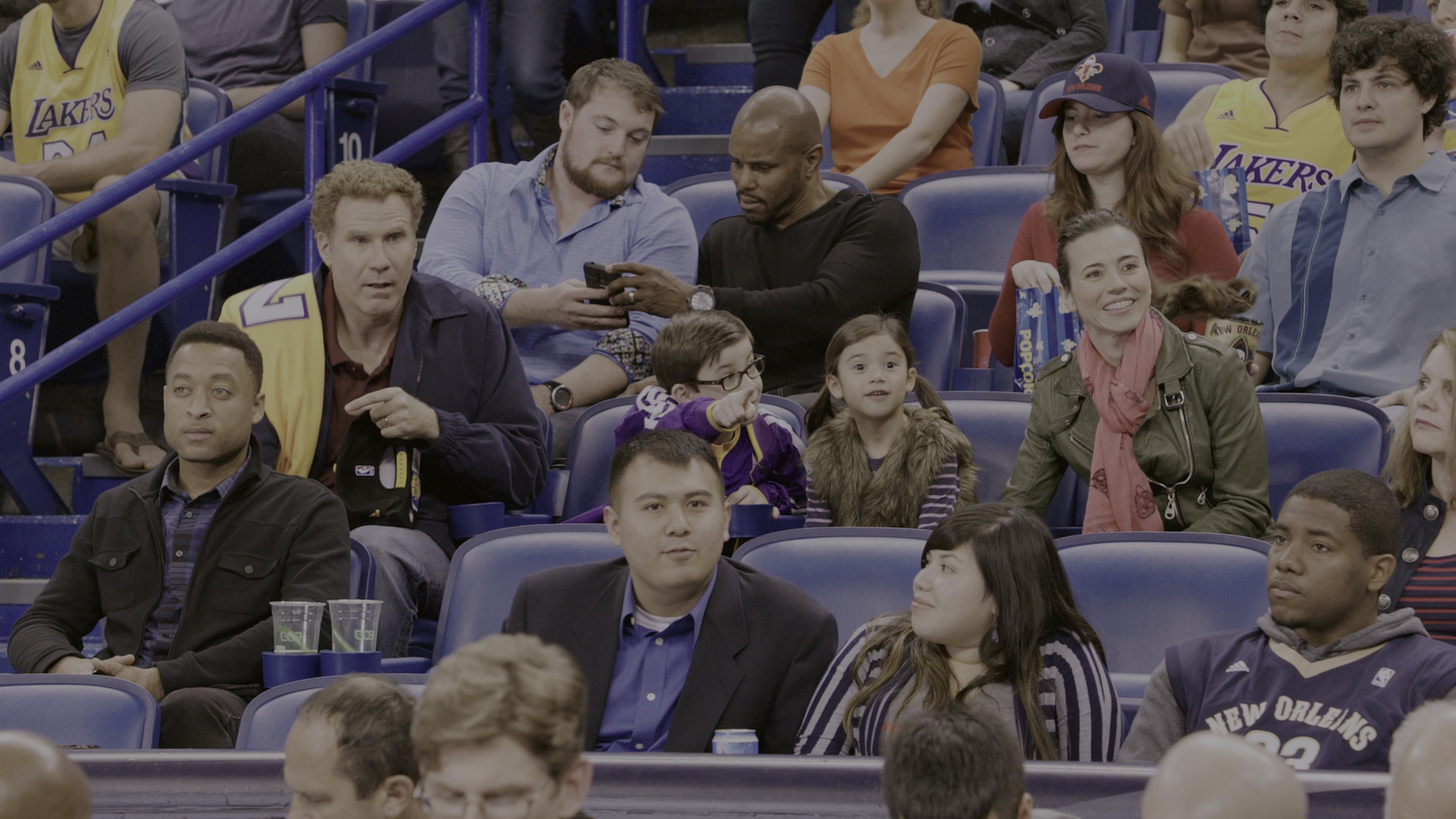 Daddy's Home (2015), wide, 1.78:1 — film still