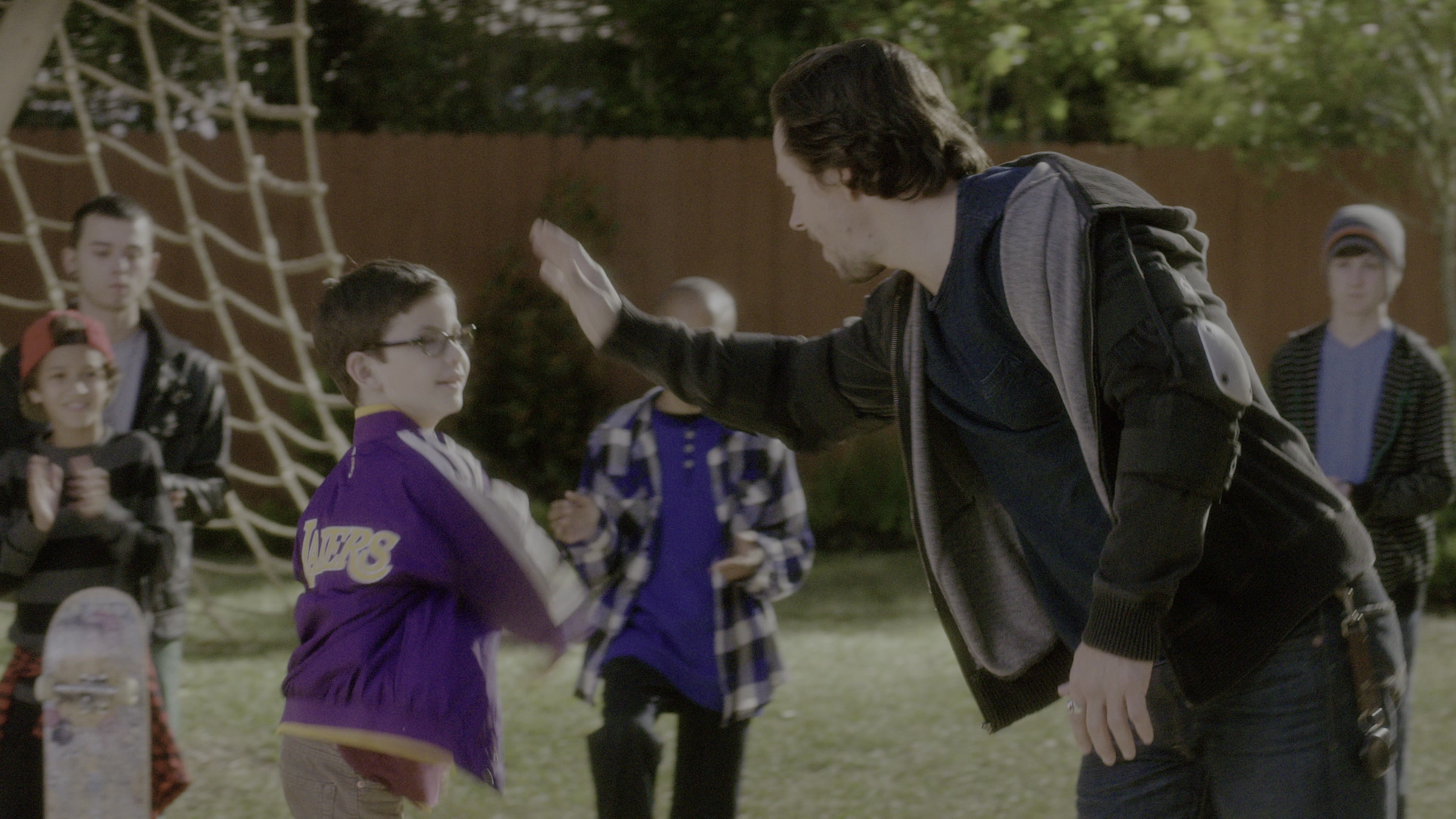 Daddy's Home (2015), wide, 1.78:1 — film still