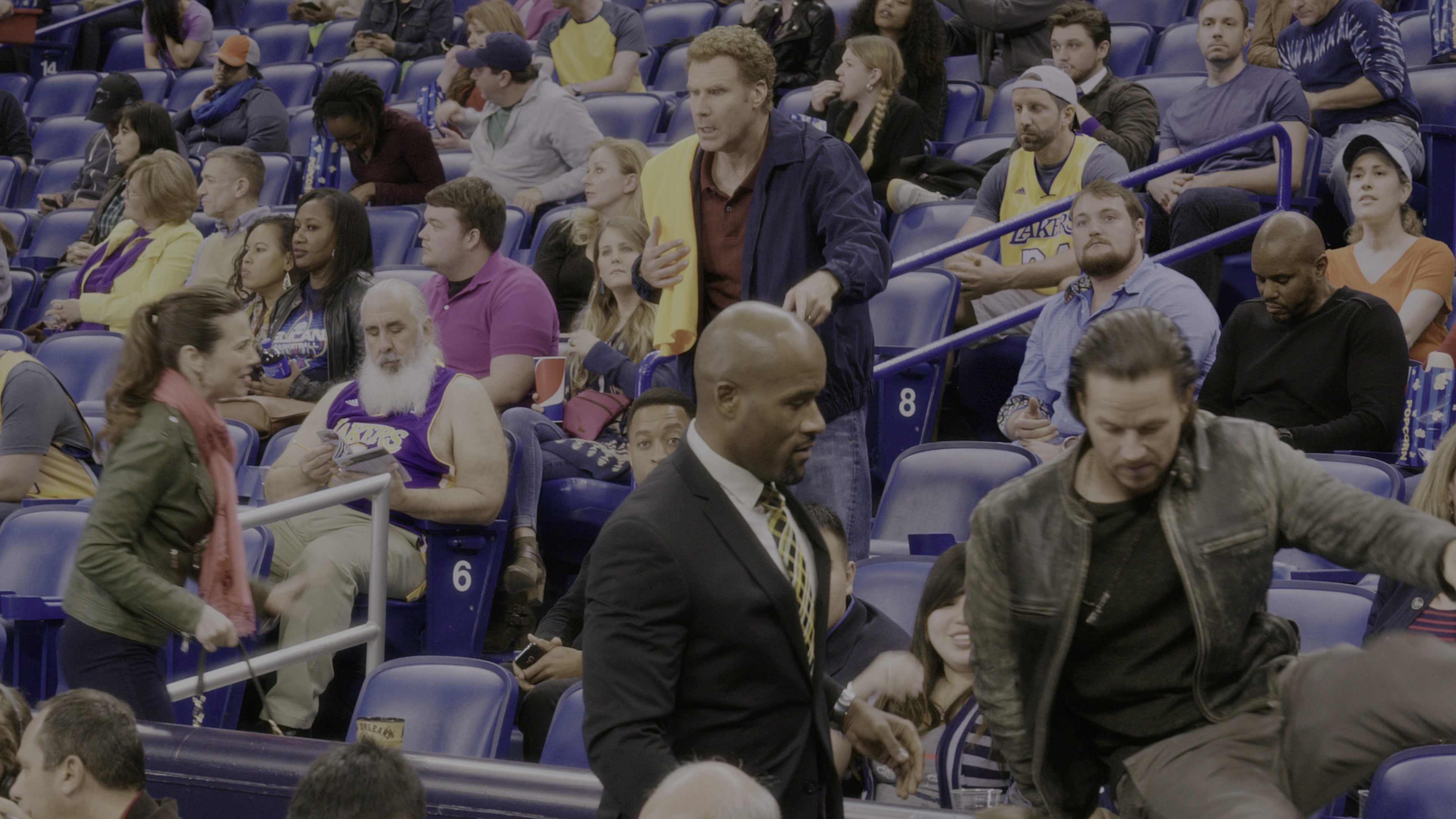 Daddy's Home (2015), wide, 1.78:1 — film still