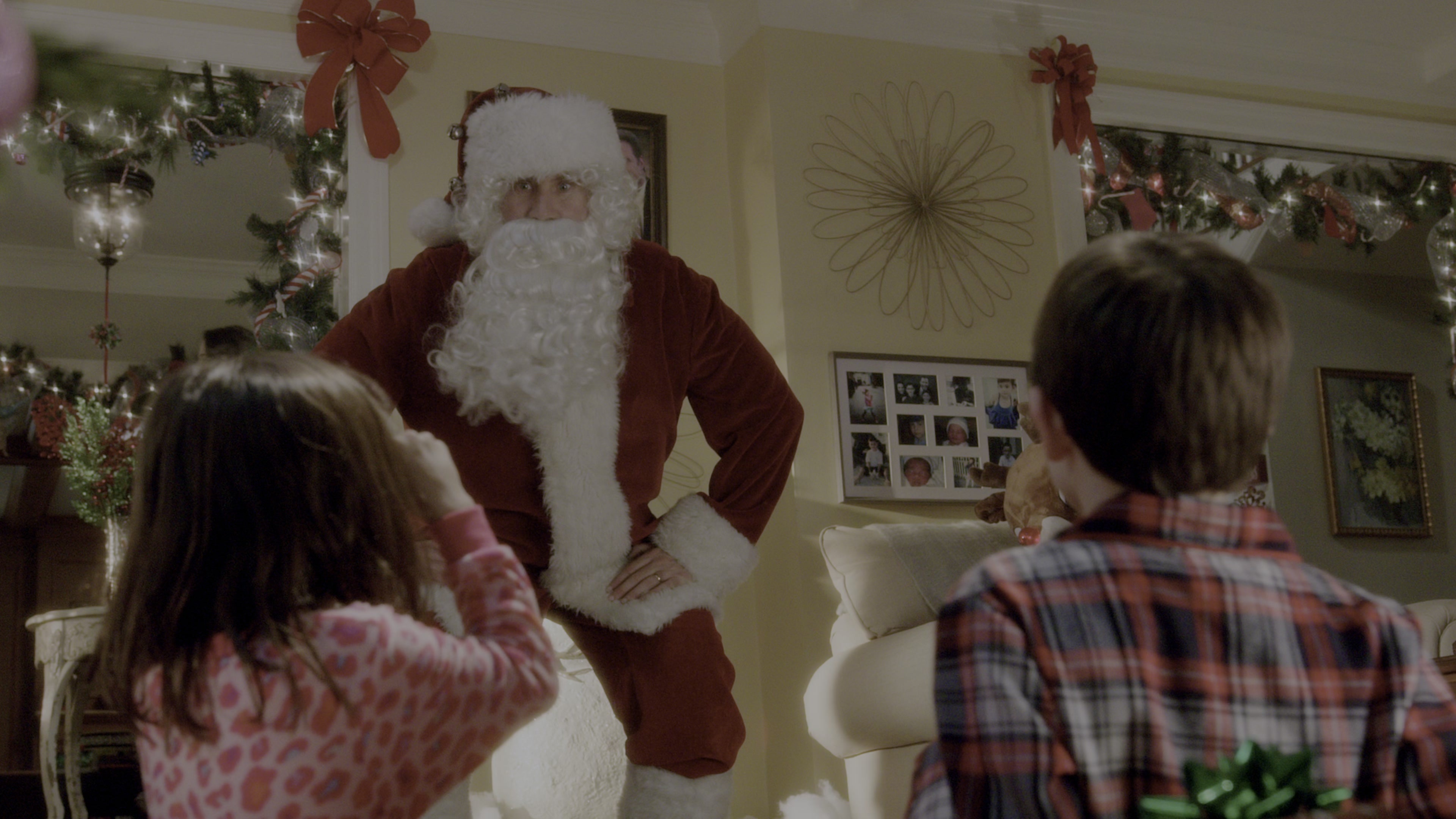 Daddy's Home (2015), wide, 1.78:1 — film still