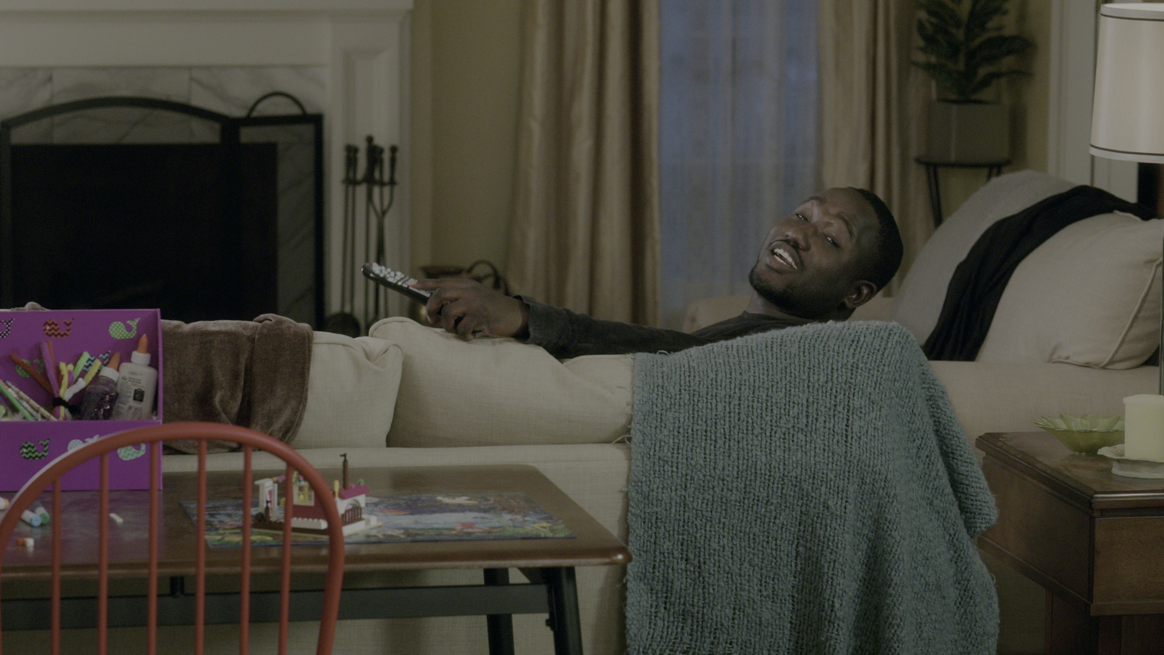 Daddy's Home (2015), wide, 1.78:1 — film still