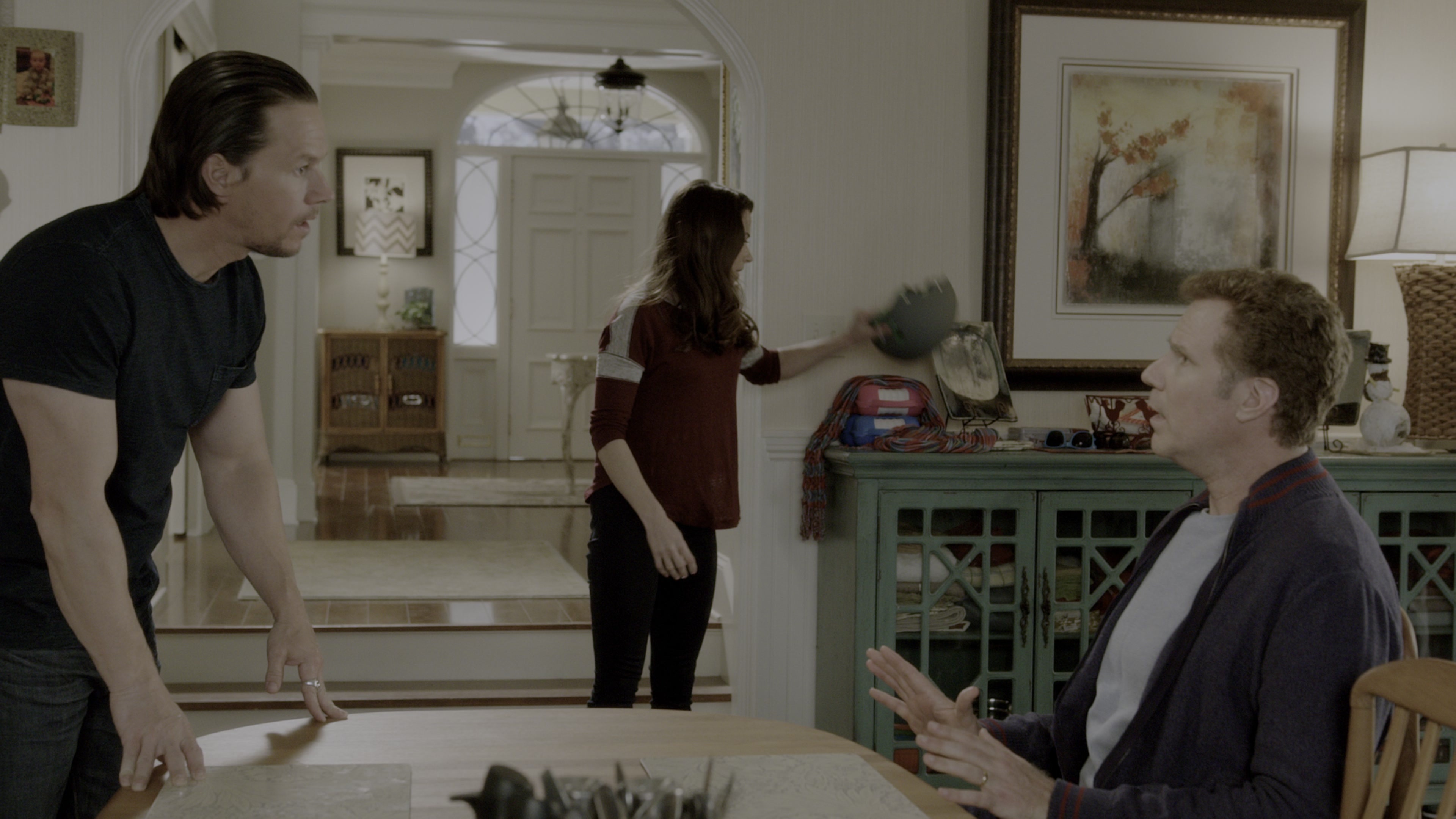 Daddy's Home (2015), wide, 1.78:1 — film still