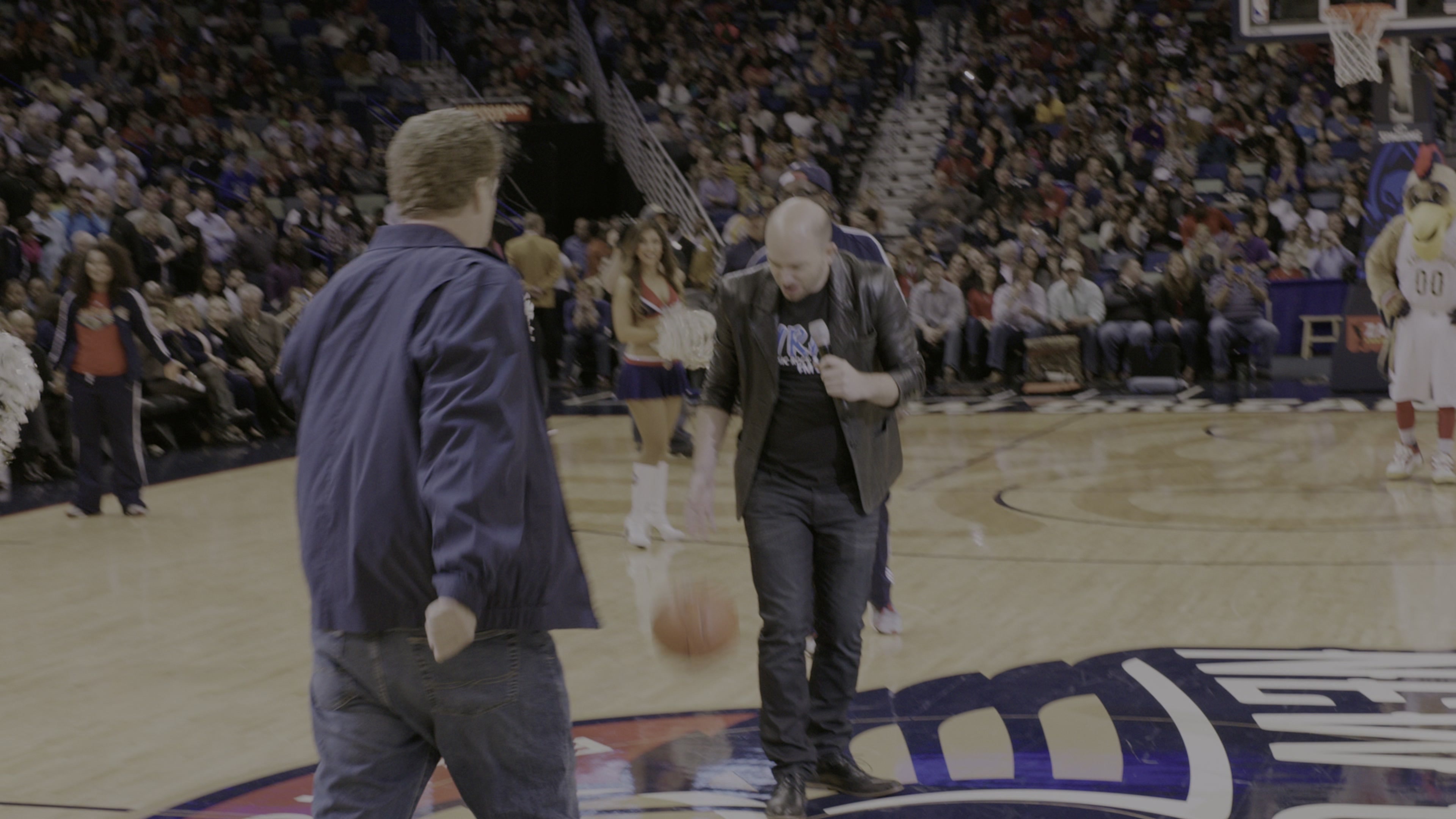 Daddy's Home (2015), wide, 1.78:1 — film still