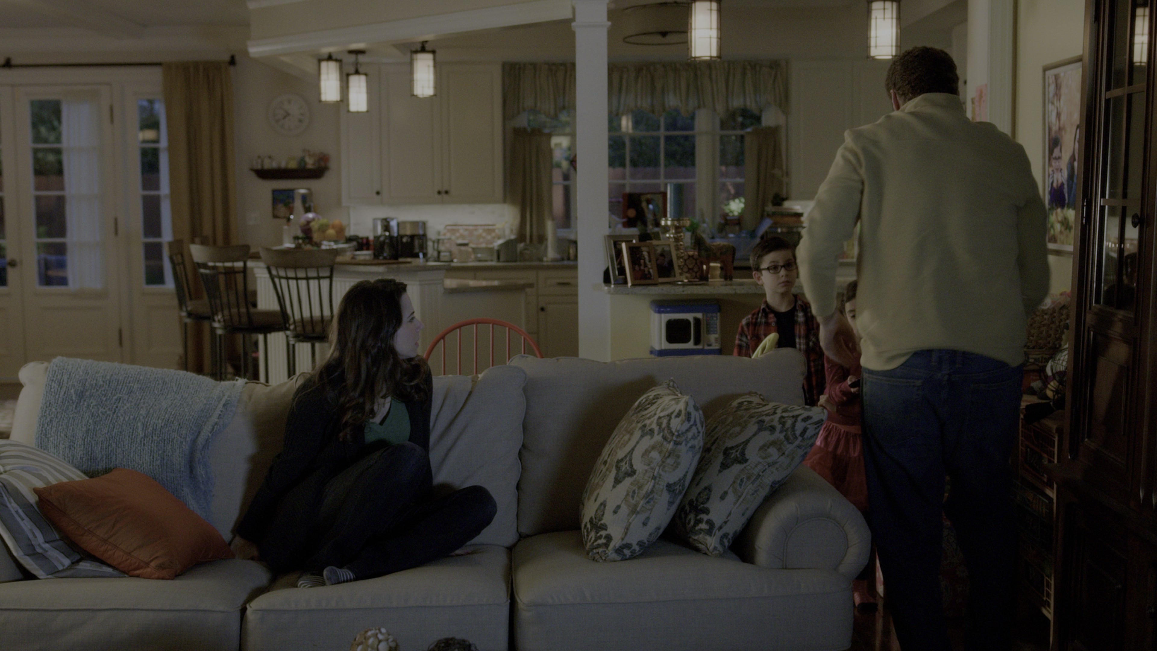 Daddy's Home (2015), wide, 1.78:1 — film still