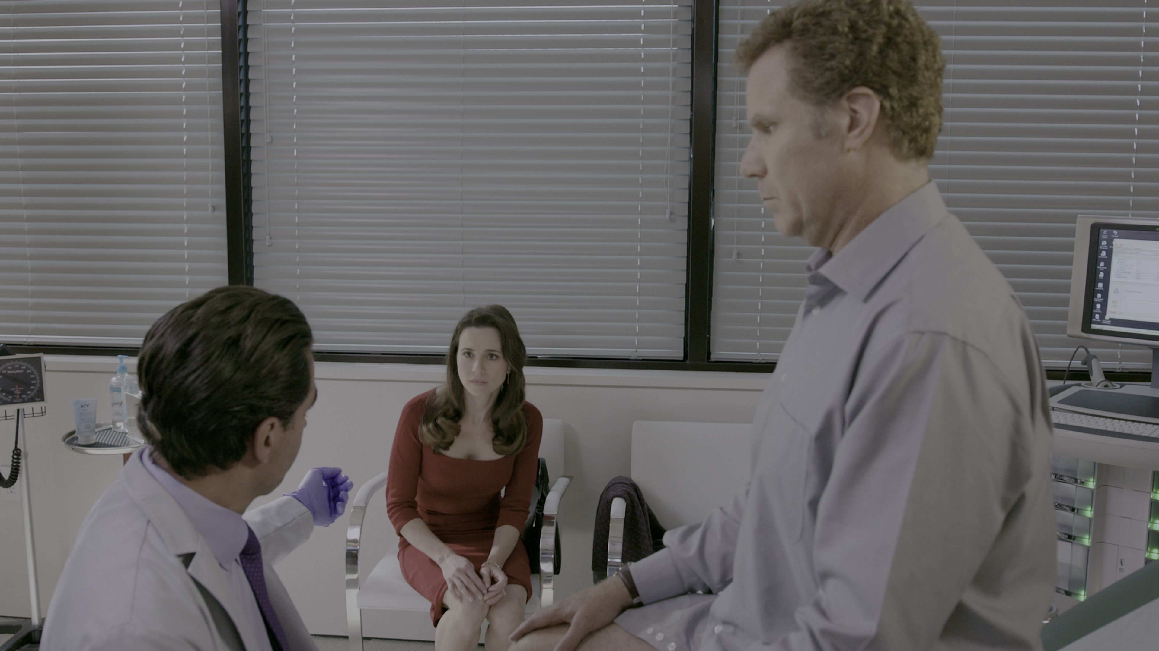 Daddy's Home (2015), wide, 1.78:1 — film still