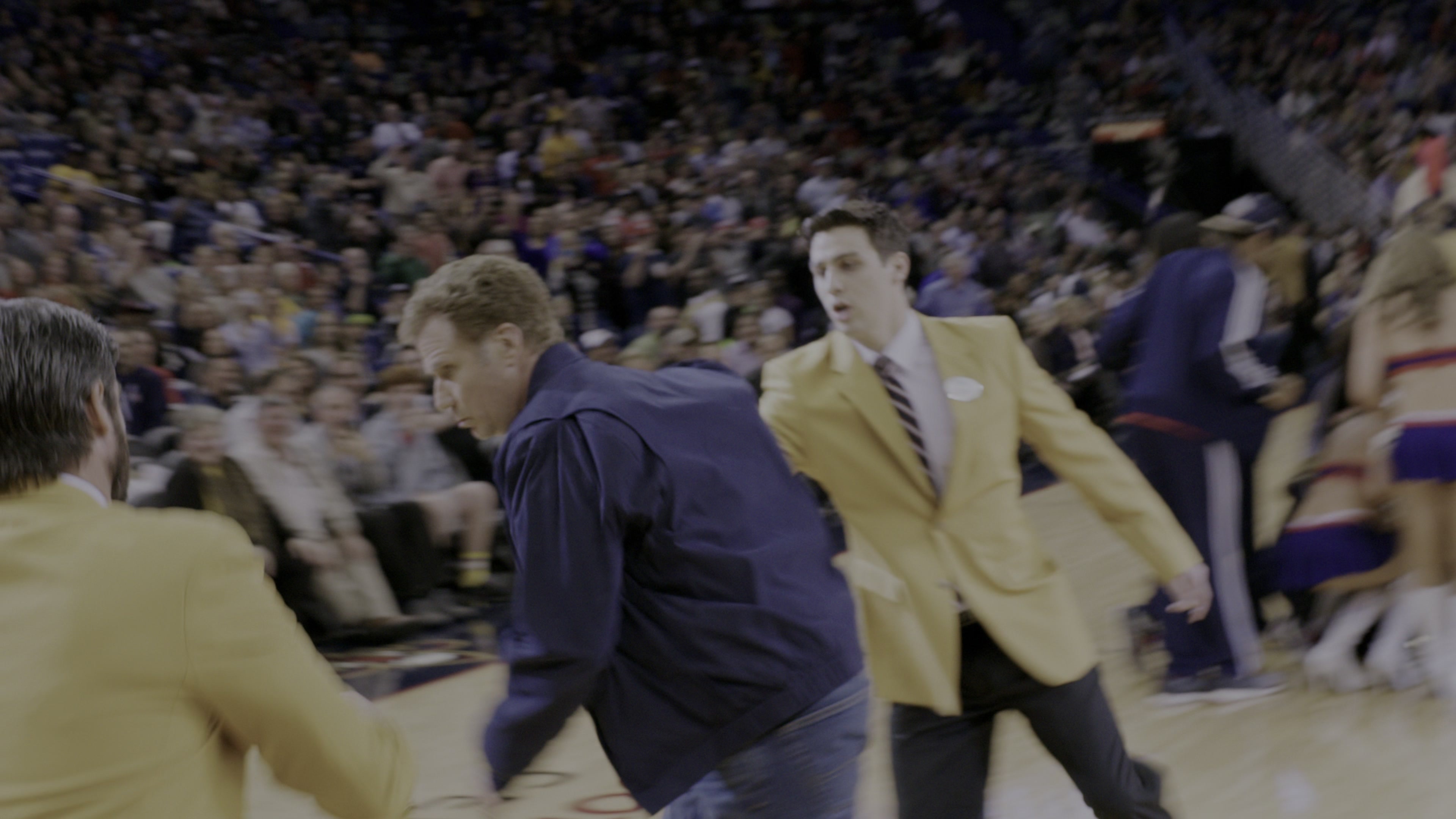Daddy's Home (2015), wide, 1.78:1 — film still