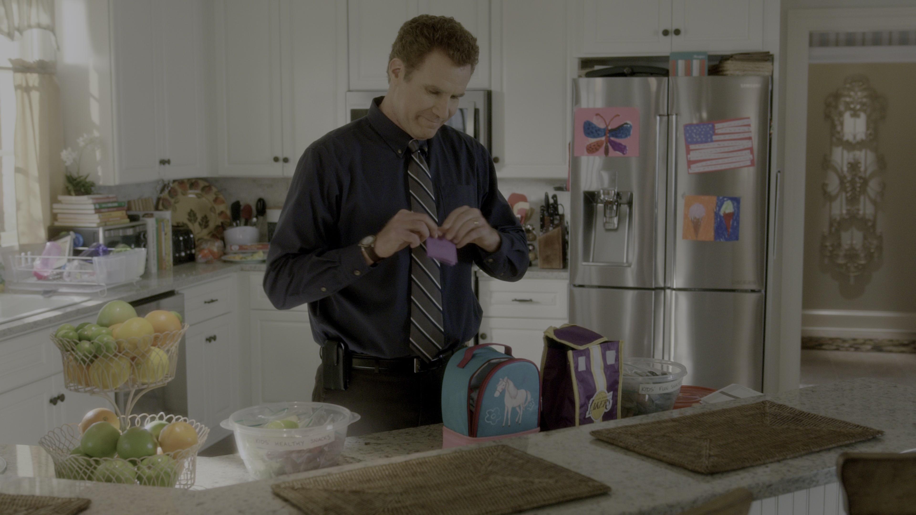 Daddy's Home (2015), wide, 1.78:1 — film still