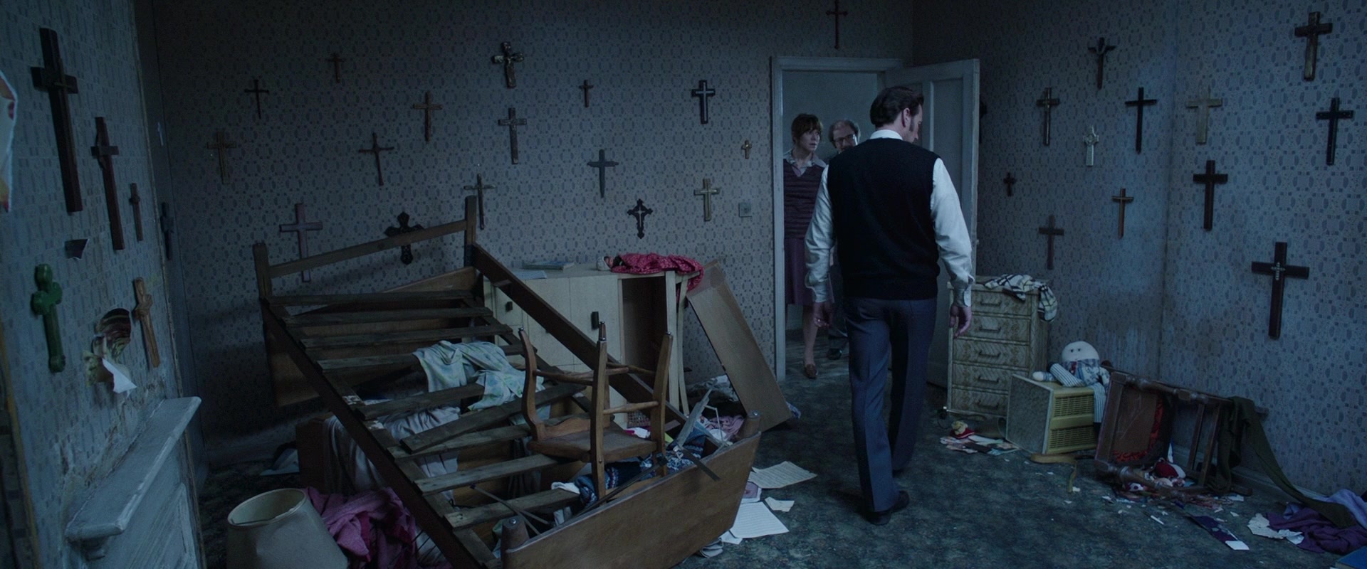 The Conjuring 2 (2016), wide, 2.40:1 — film still