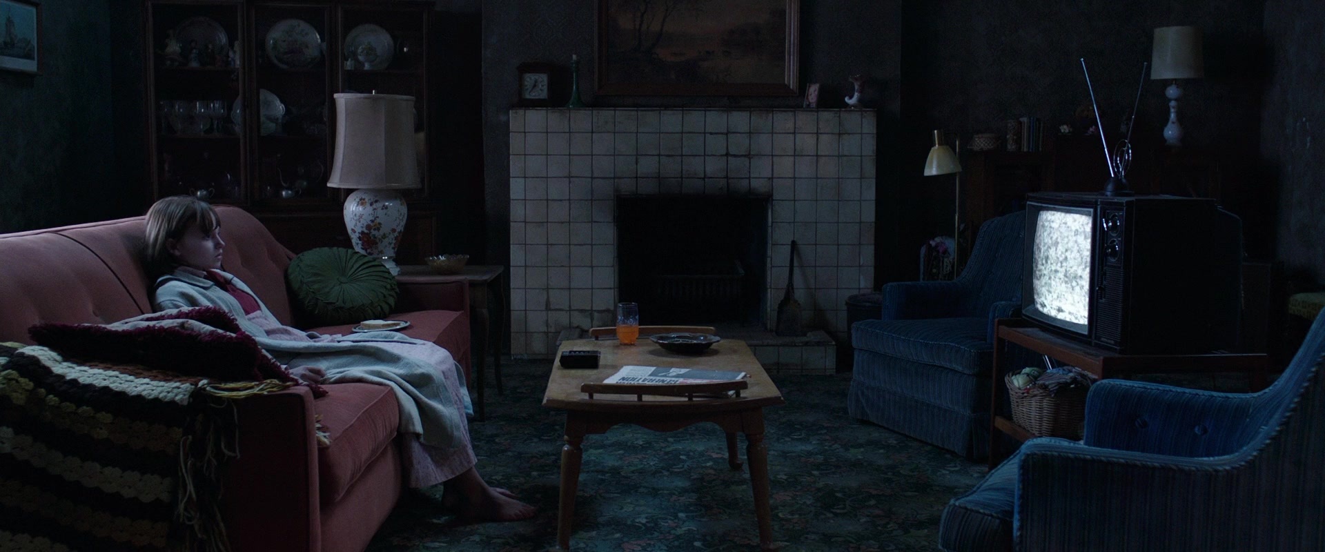The Conjuring 2 (2016), wide, 2.40:1 — film still