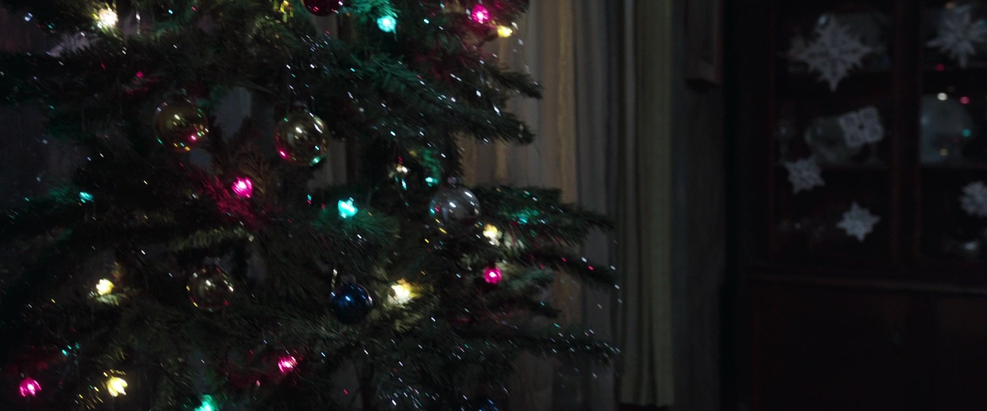 The Conjuring 2 (2016), wide, 2.40:1 — film still