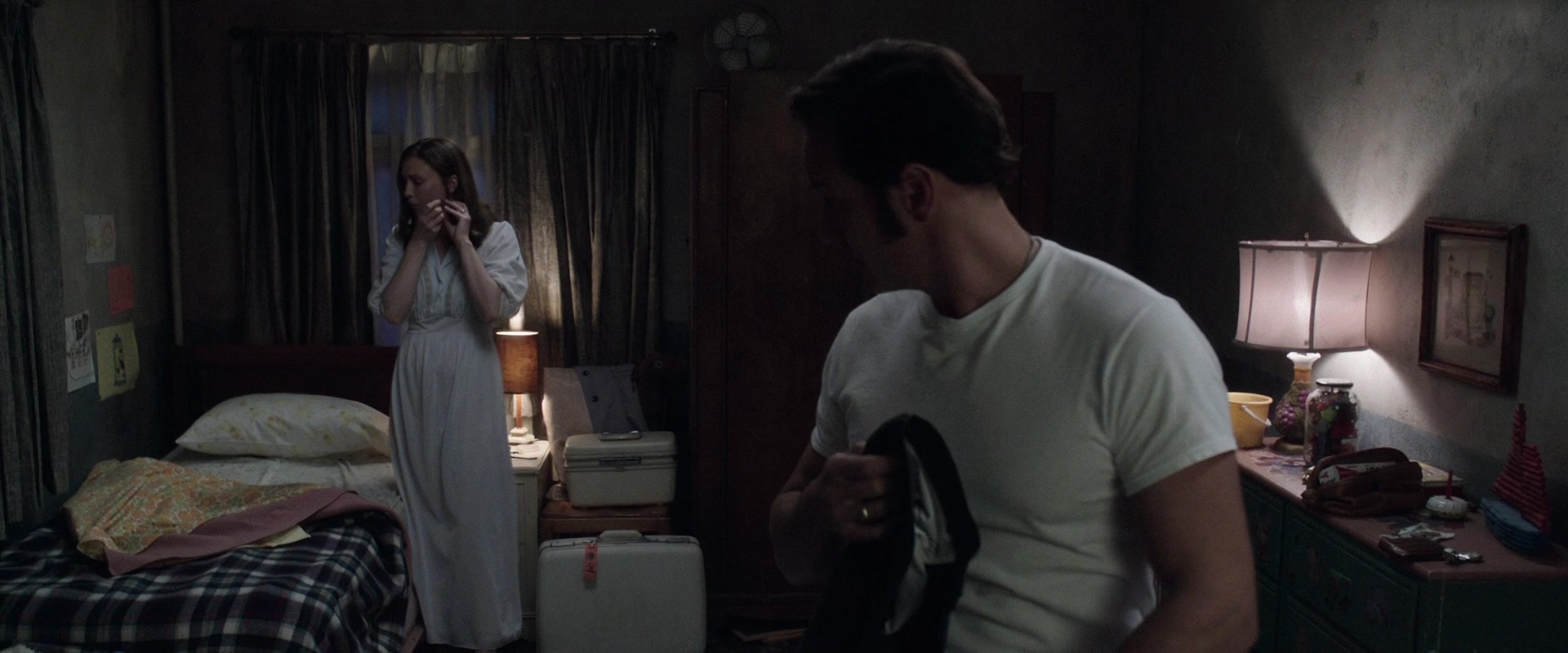The Conjuring 2 (2016), wide, 2.40:1 — film still