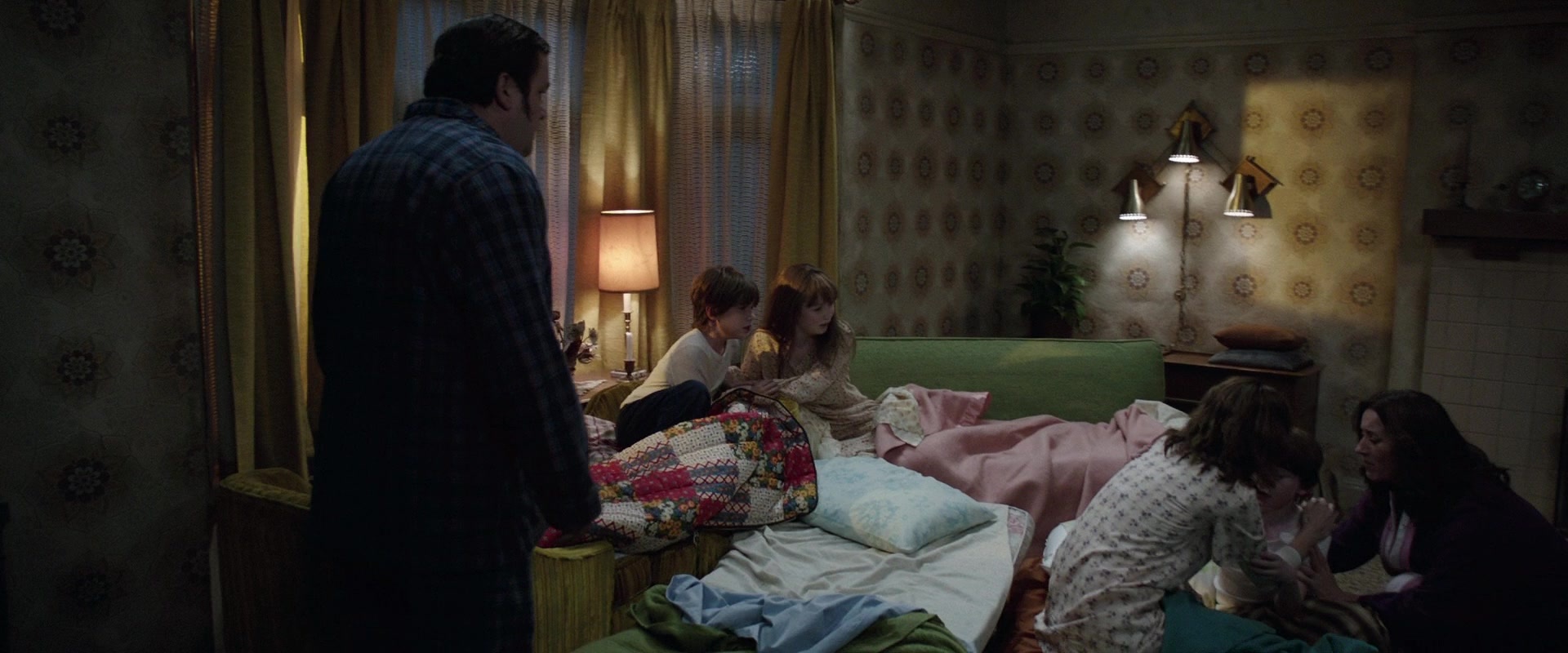The Conjuring 2 (2016), wide, 2.40:1 — film still