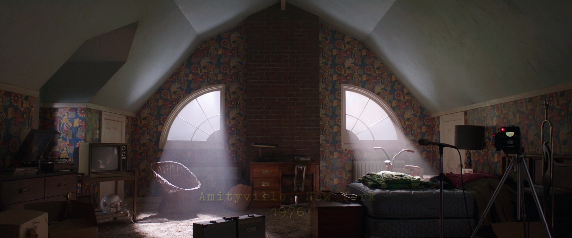 The Conjuring 2 (2016), unknown, 2.40:1 — film still