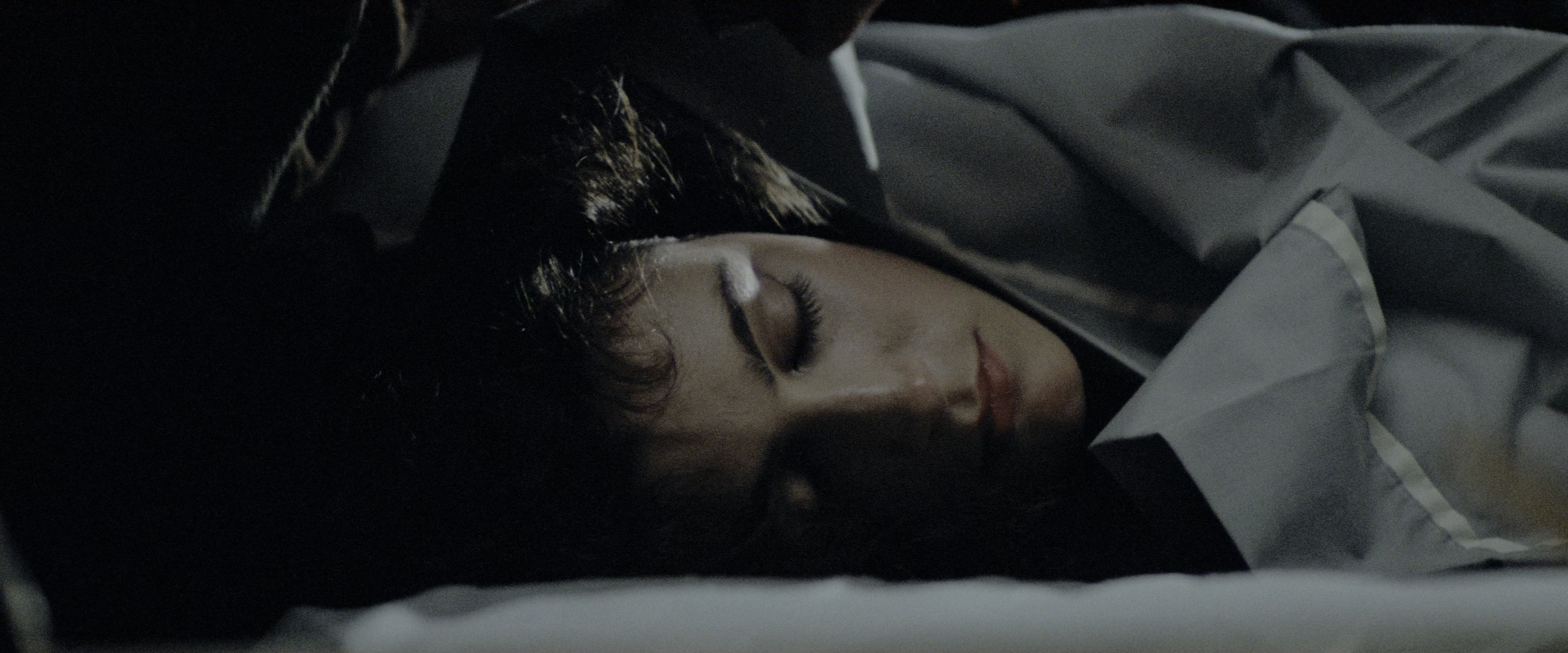 Blade Runner (1982), wide, 2.40:1 — film still