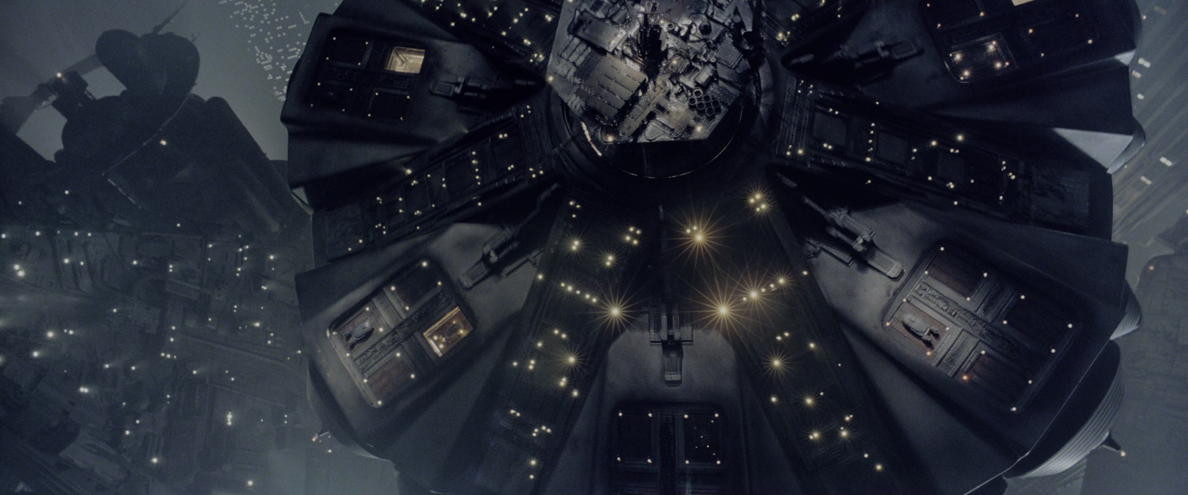 Blade Runner (1982), wide, 2.40:1 — film still