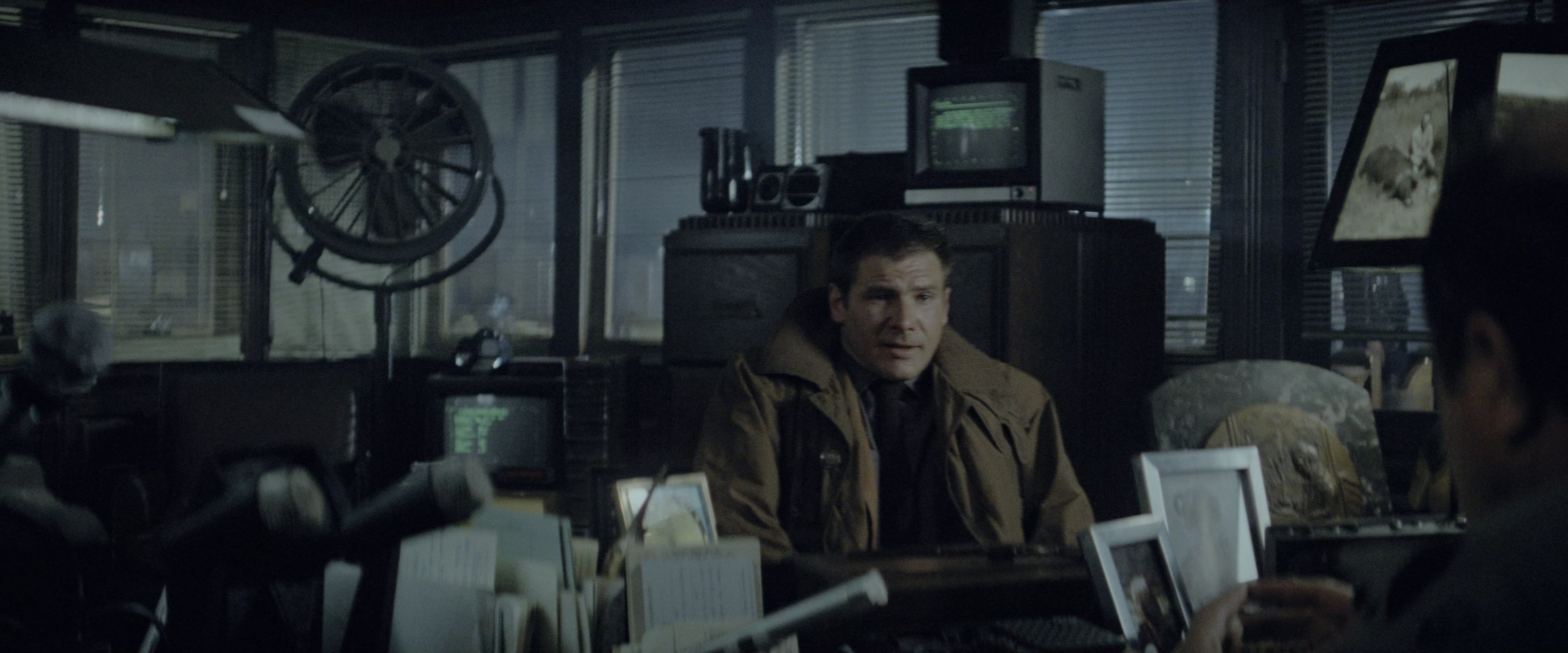 Blade Runner (1982), wide, 2.40:1 — film still