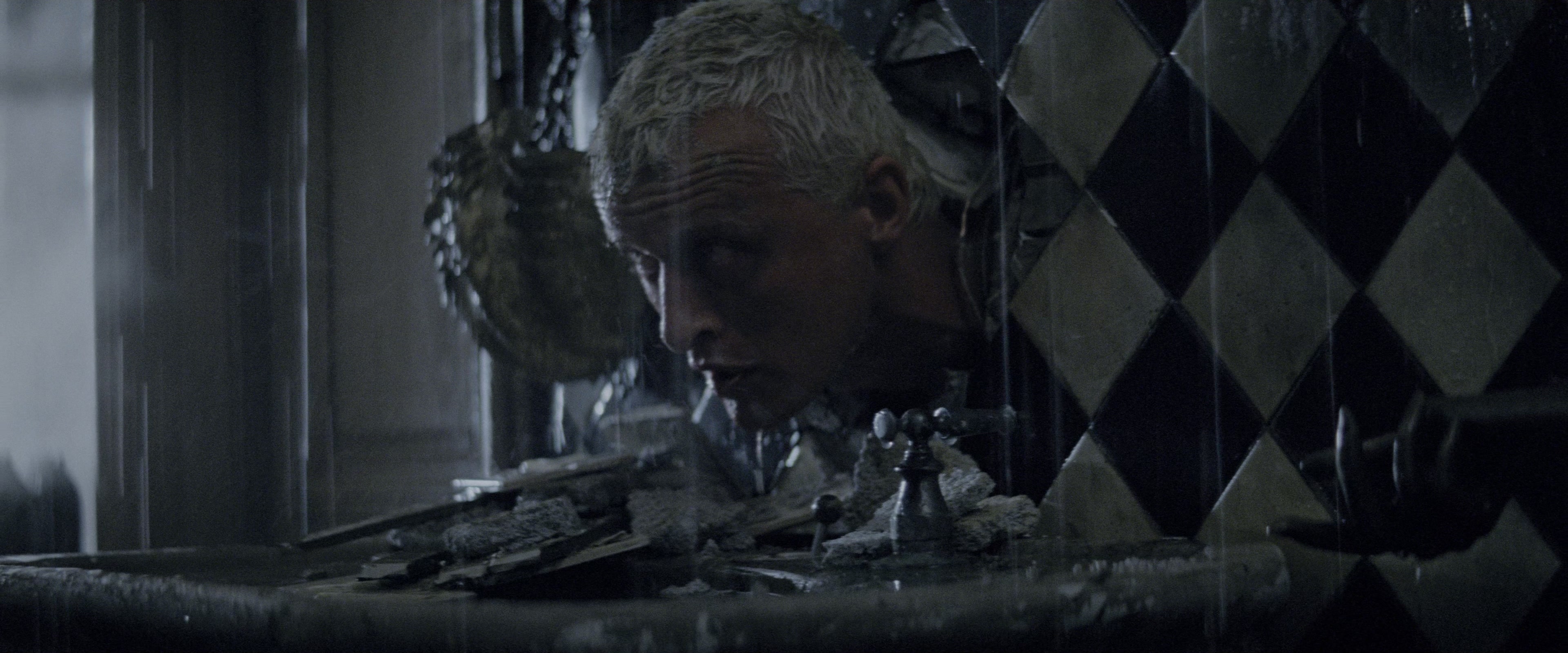 Blade Runner (1982), wide, 2.40:1 — film still