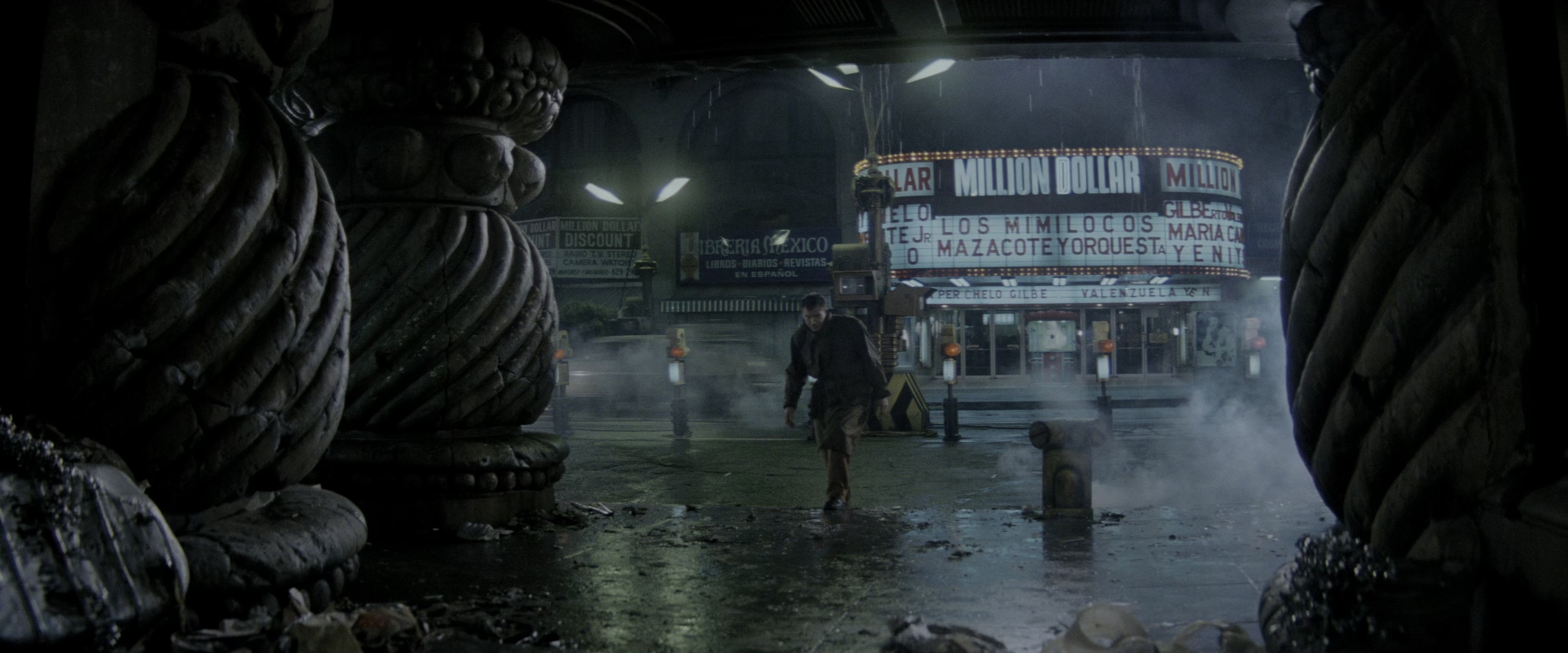 Blade Runner (1982), wide, 2.40:1 — film still
