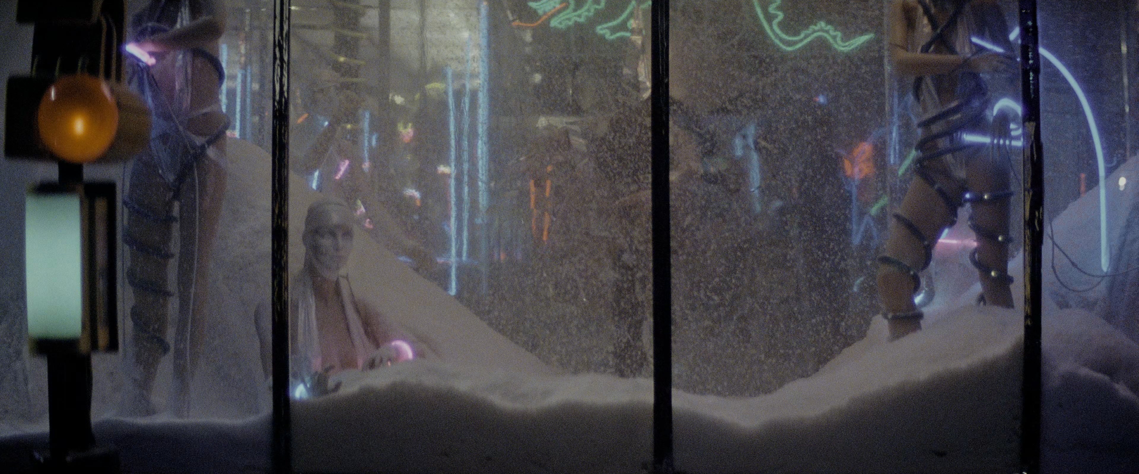 Blade Runner (1982), wide, 2.40:1 — film still
