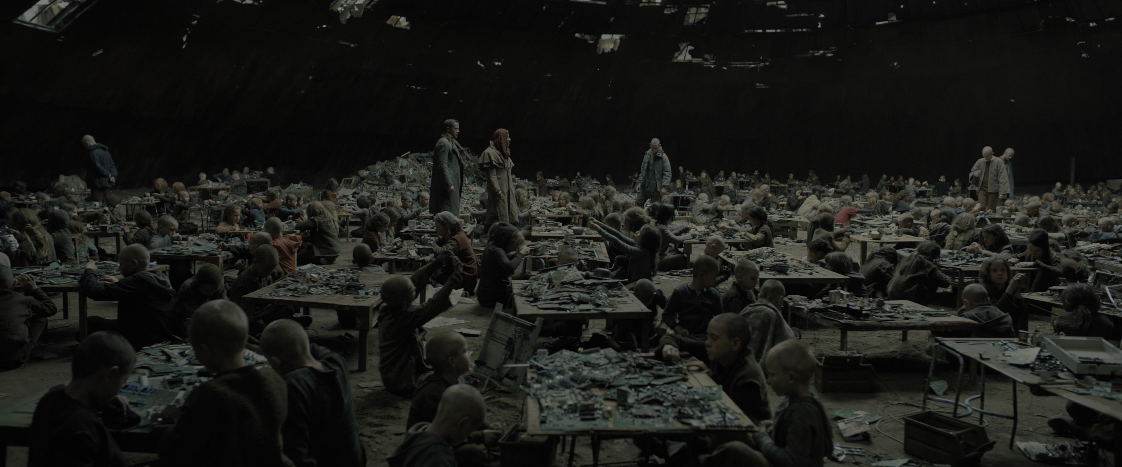 Blade Runner 2049 (2017), wide, 2.40:1 — film still