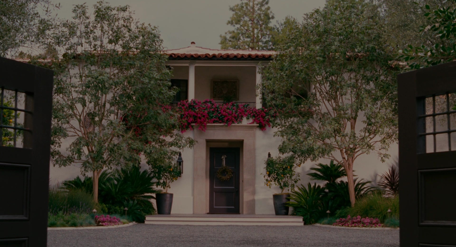 The Holiday (2006), wide, 1.85:1 — film still