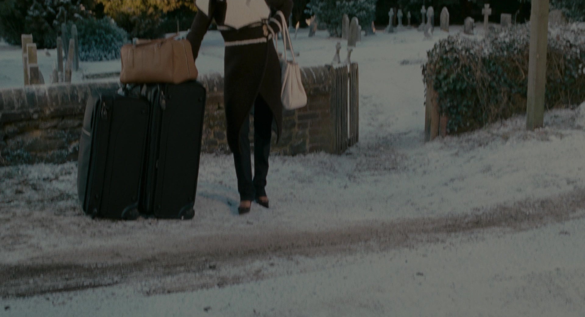 The Holiday (2006), wide, 1.85:1 — film still