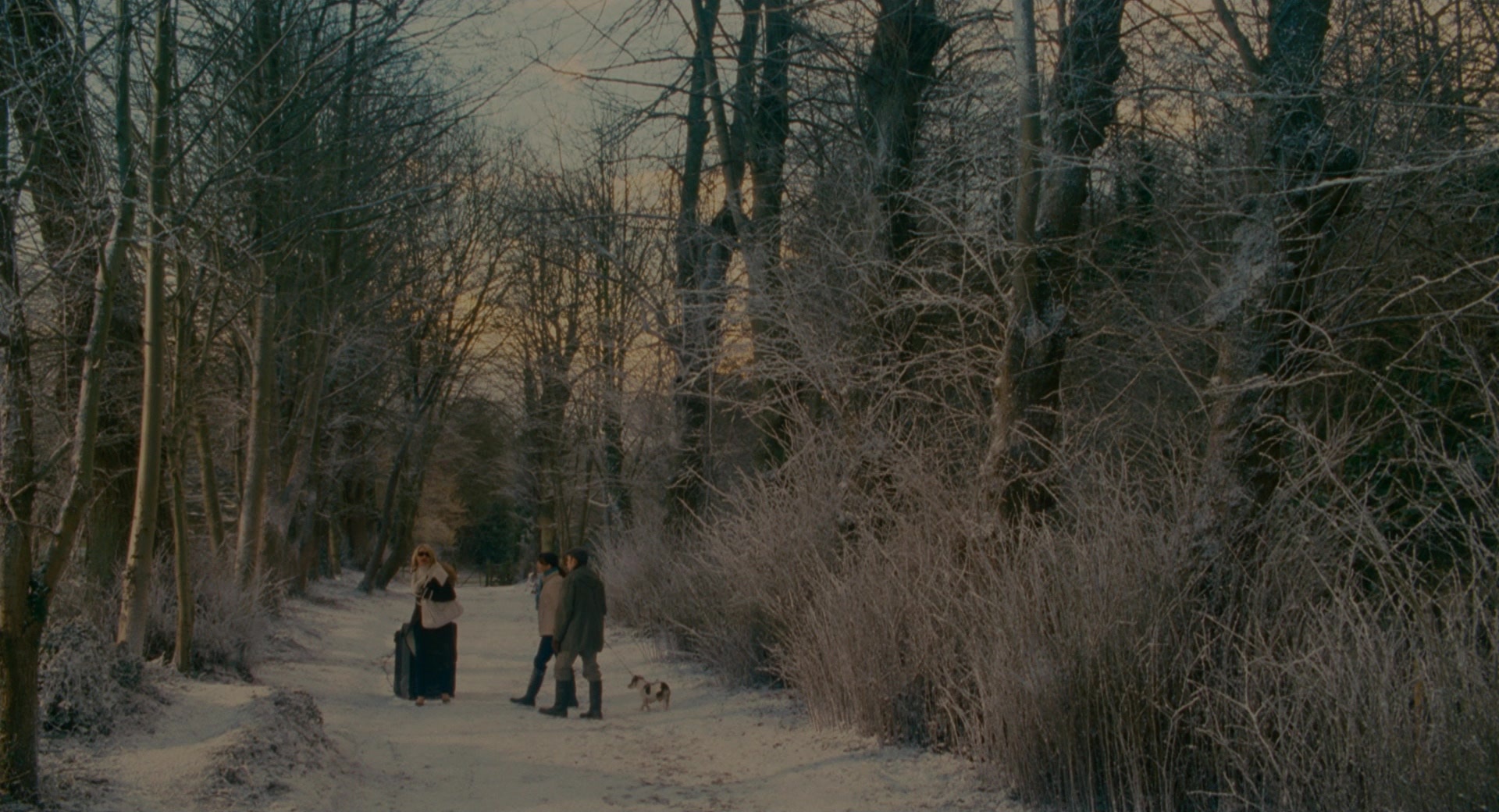The Holiday (2006), wide, 1.85:1 — film still