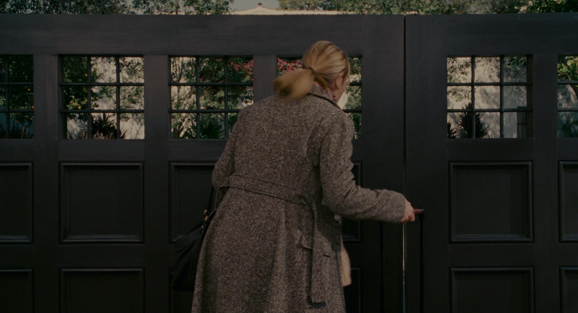 The Holiday (2006), wide, 1.85:1 — film still