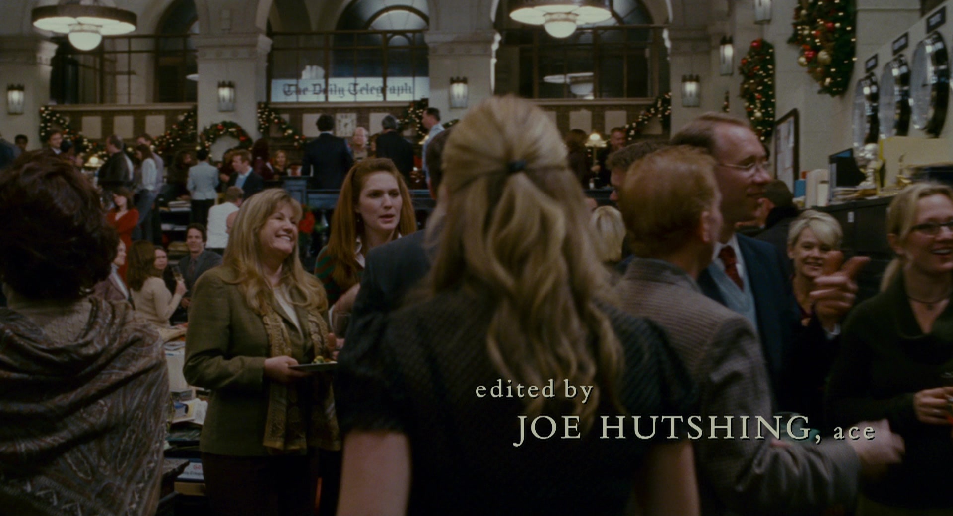 The Holiday (2006), wide, 1.85:1 — film still