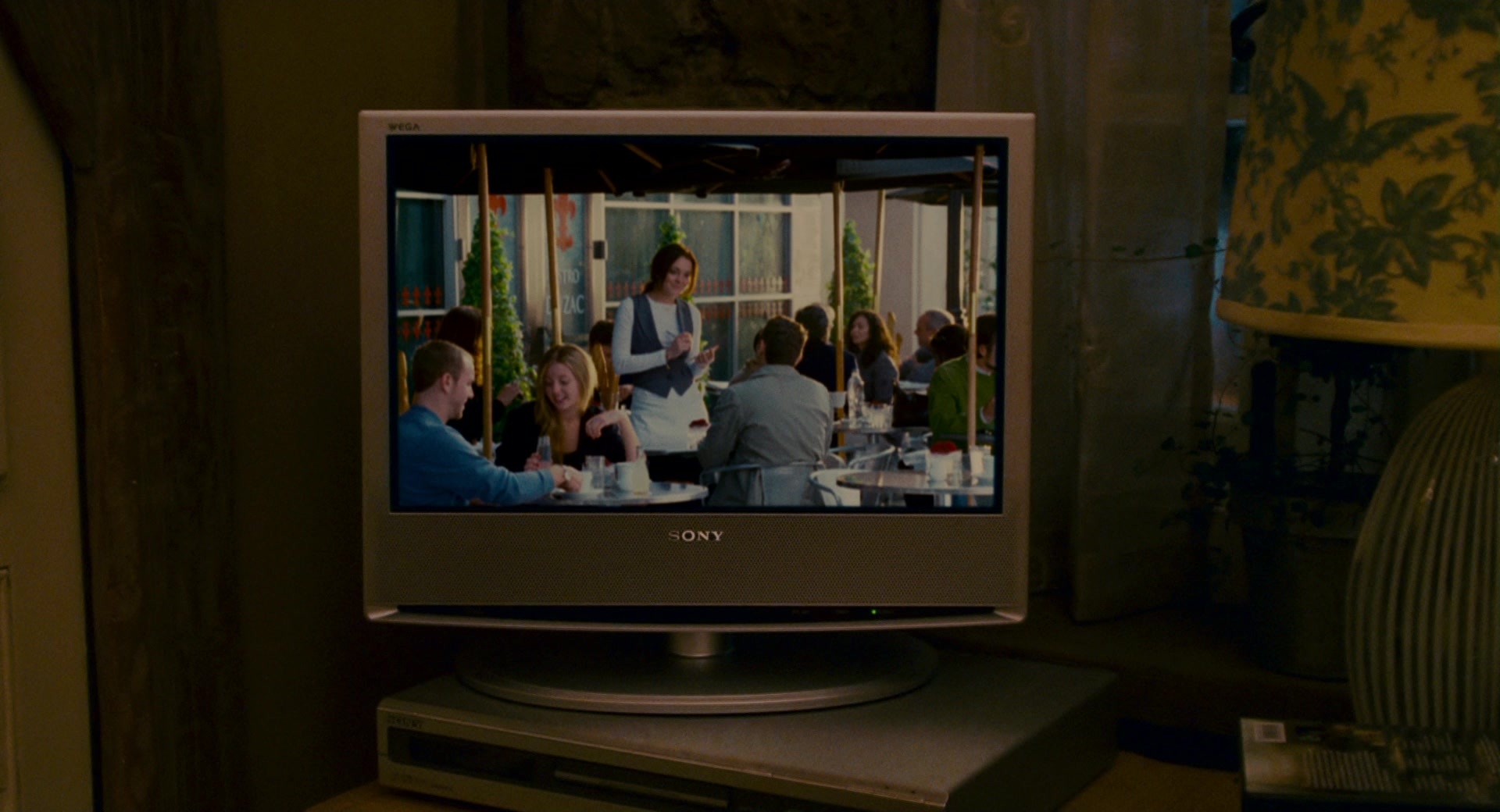 The Holiday (2006), wide, 1.85:1 — film still