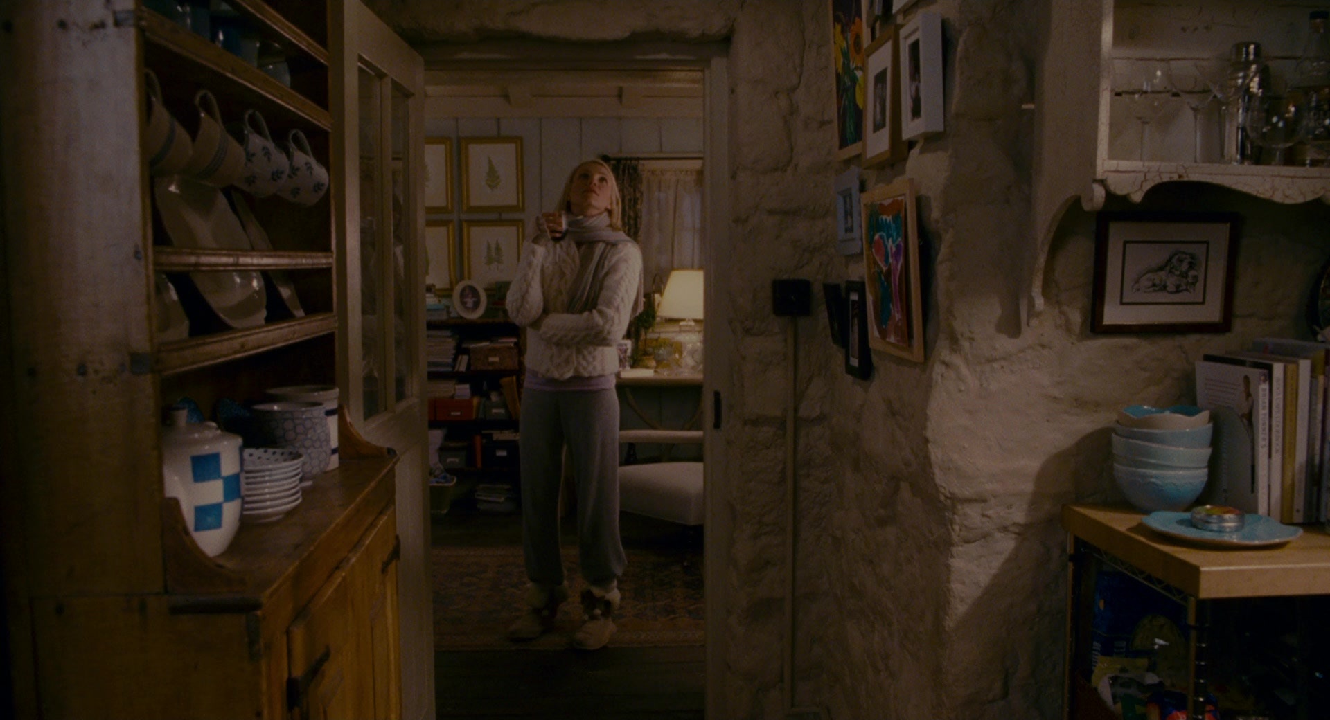The Holiday (2006), wide, 1.85:1 — film still