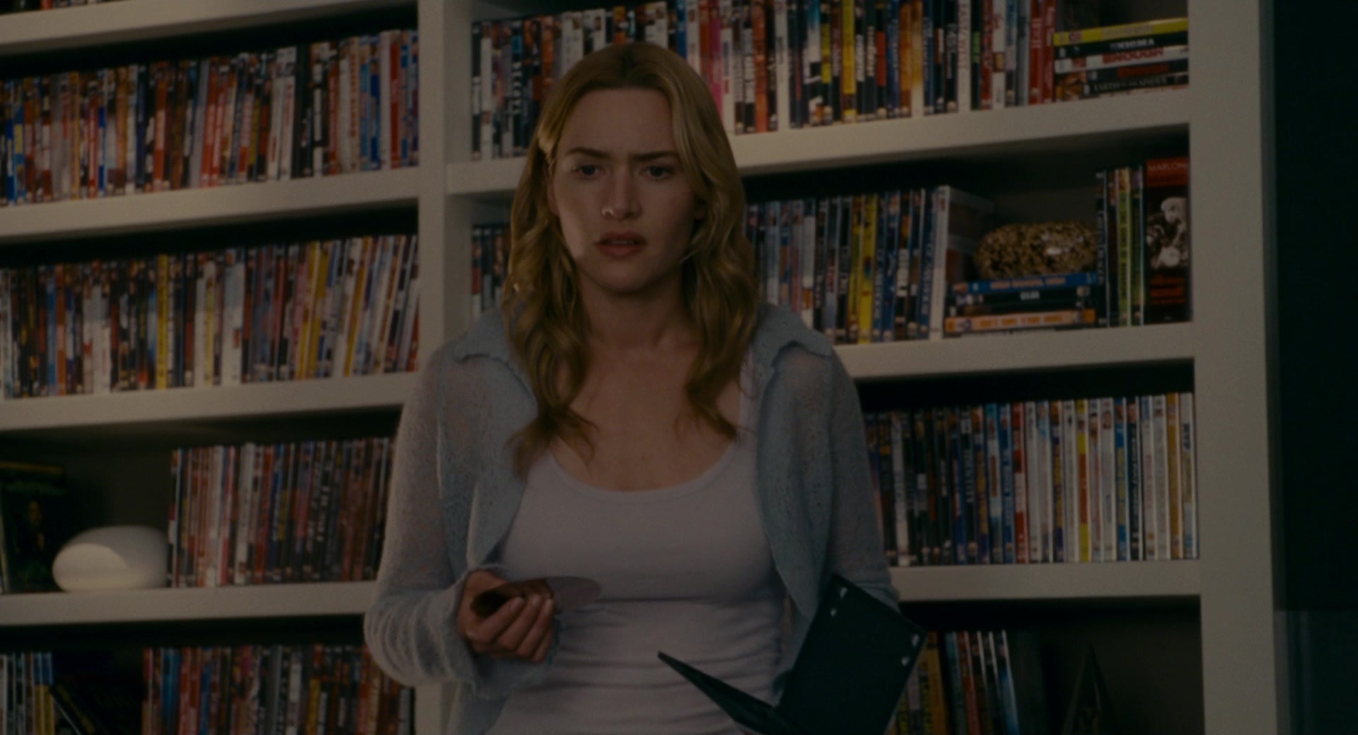 The Holiday (2006), wide, 1.85:1 — film still