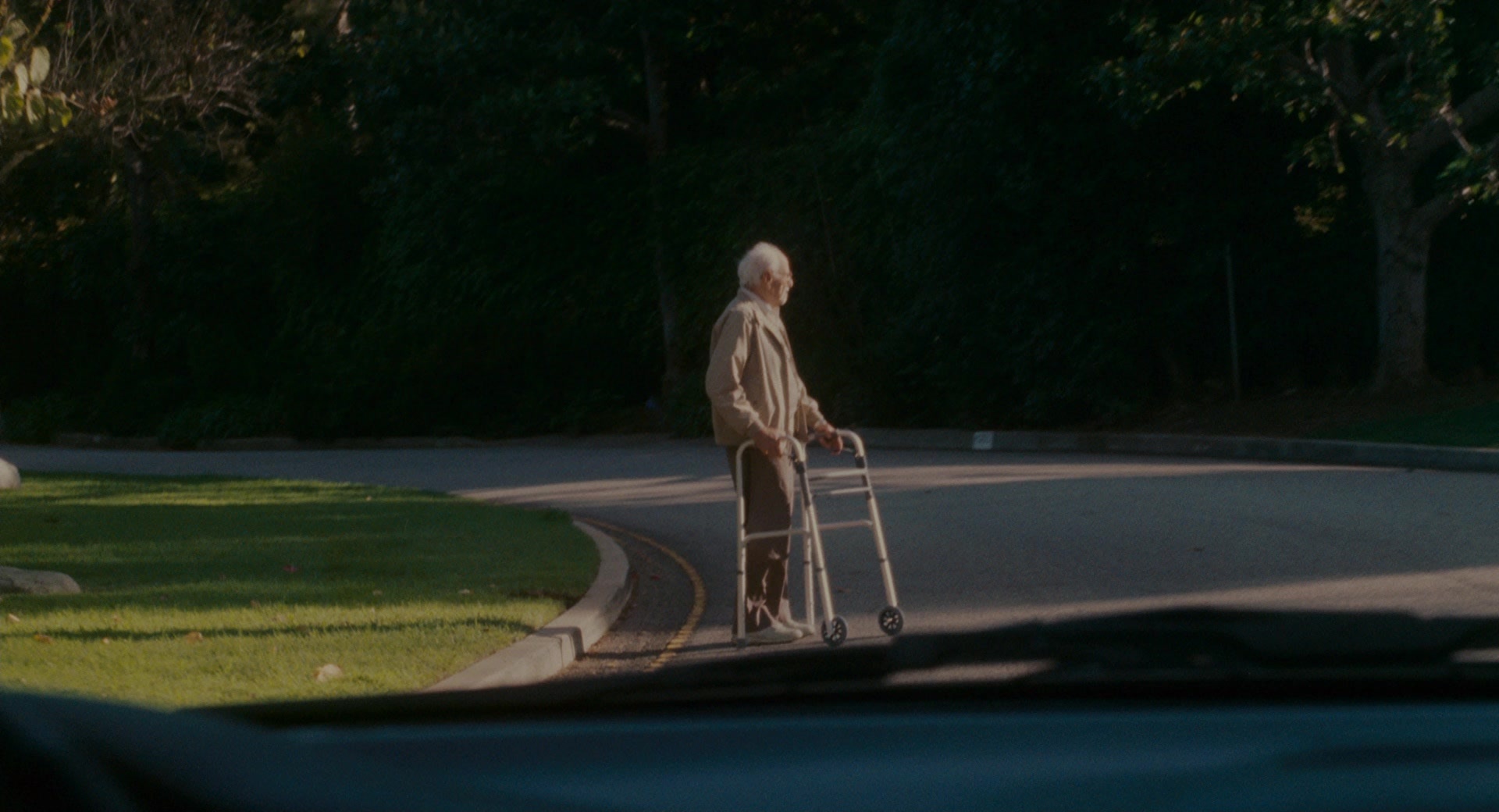 The Holiday (2006), wide, 1.85:1 — film still