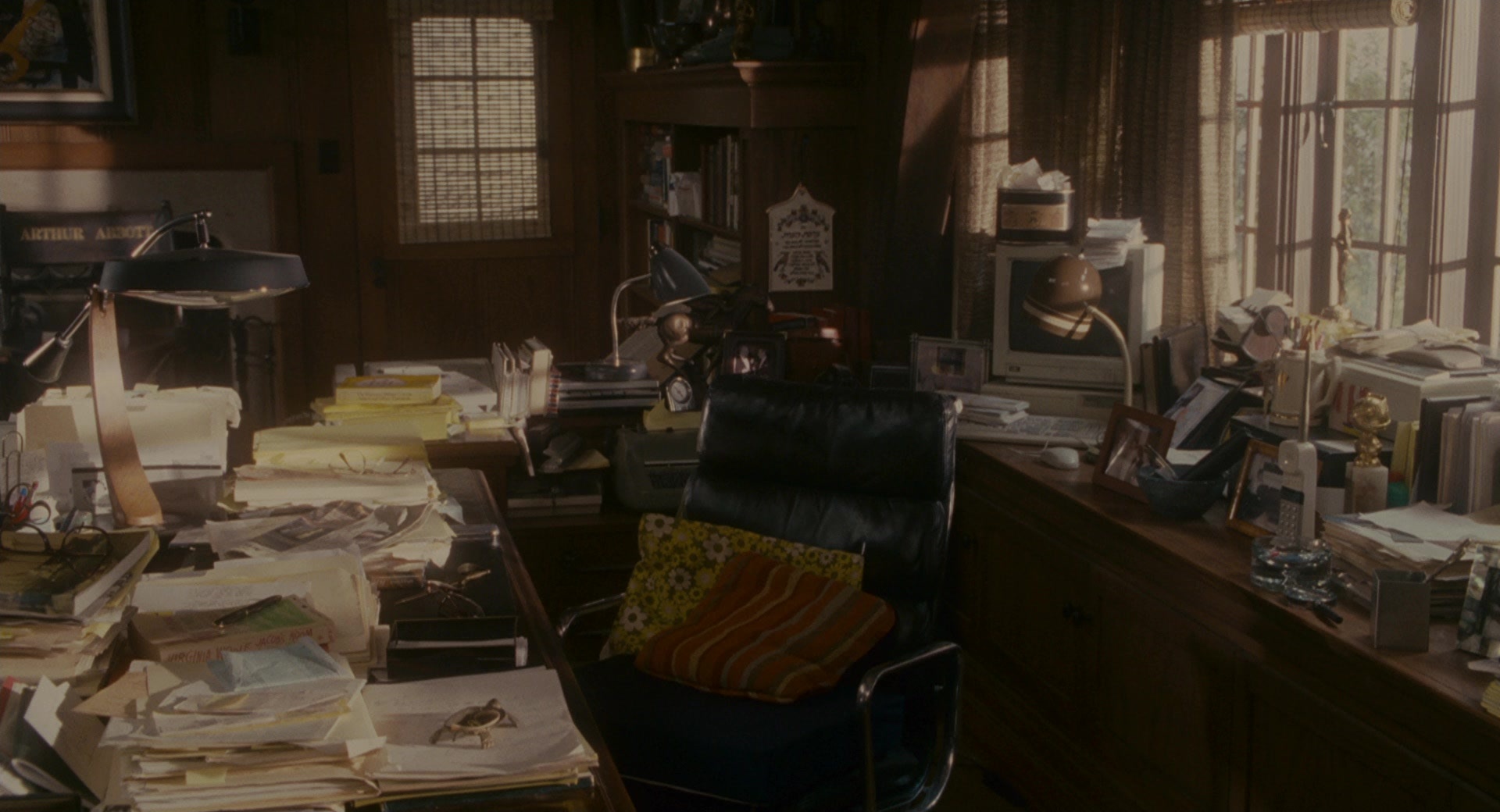 The Holiday (2006), wide, 1.85:1 — film still