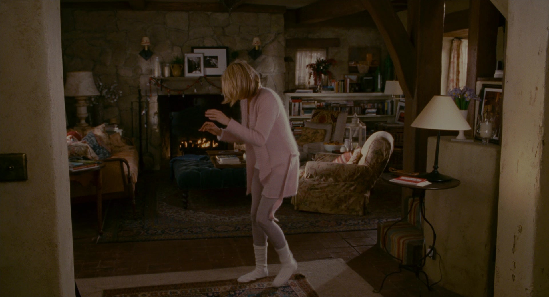 The Holiday (2006), wide, 1.85:1 — film still