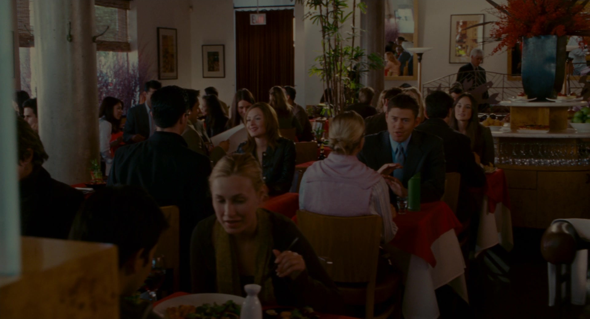 The Holiday (2006), wide, 1.85:1 — film still