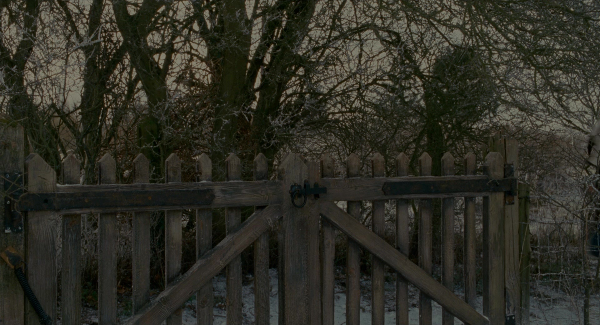 The Holiday (2006), wide, 1.85:1 — film still