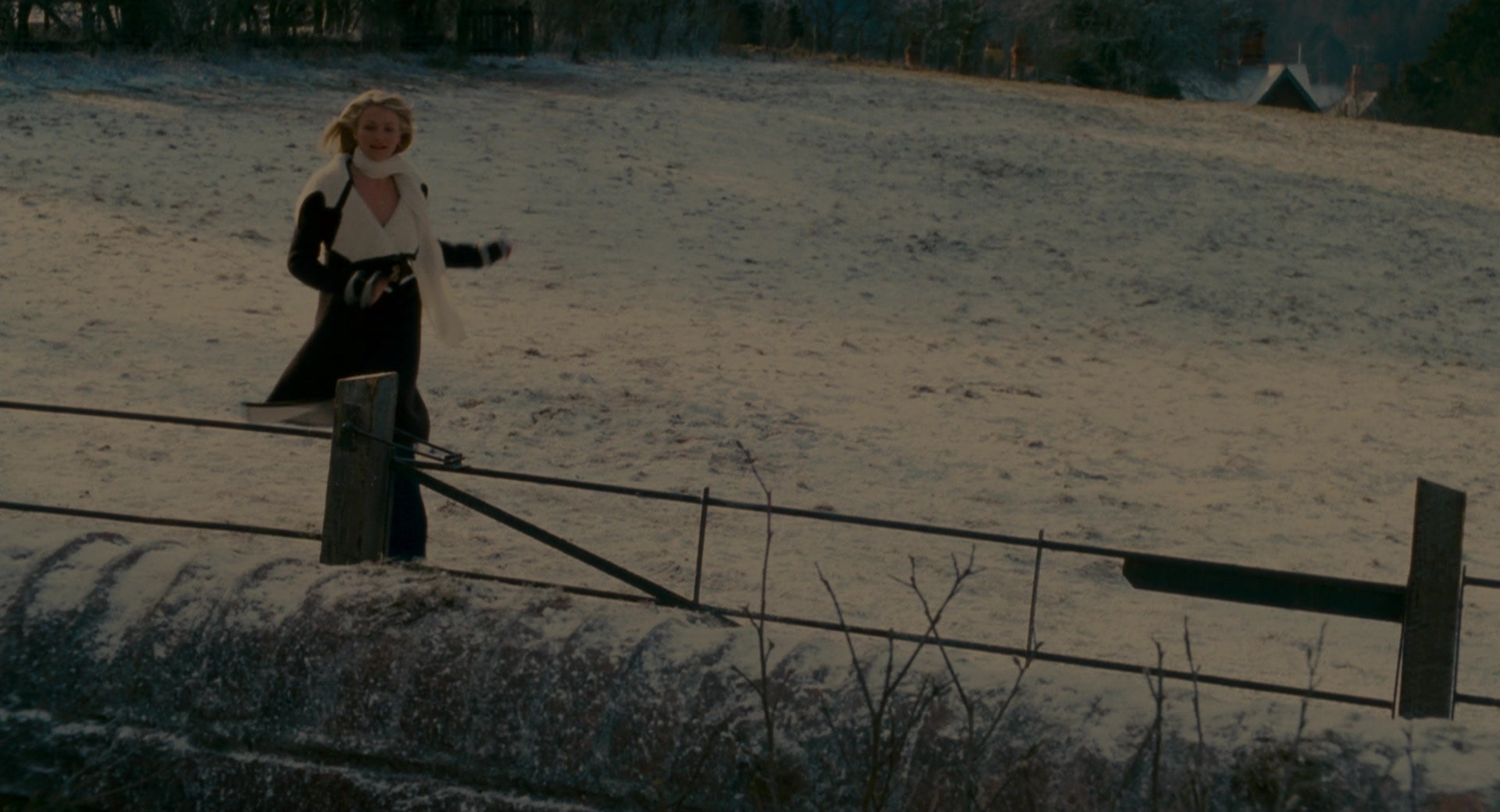 The Holiday (2006), wide, 1.85:1 — film still