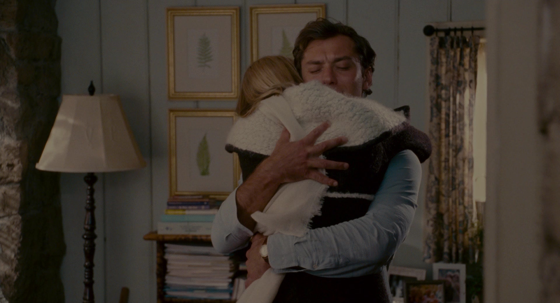 The Holiday (2006), wide, 1.85:1 — film still