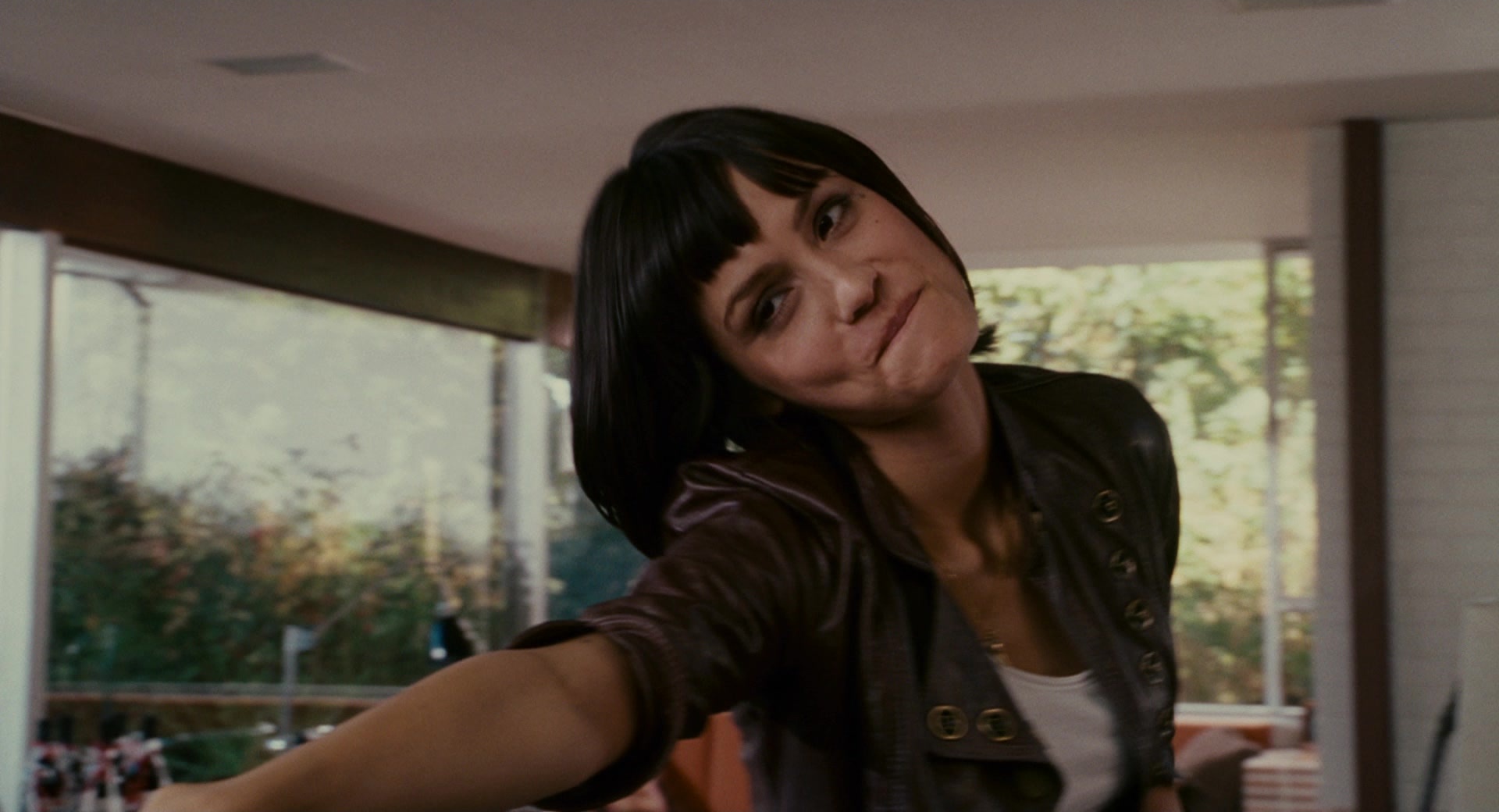 The Holiday (2006), wide, 1.85:1 — film still