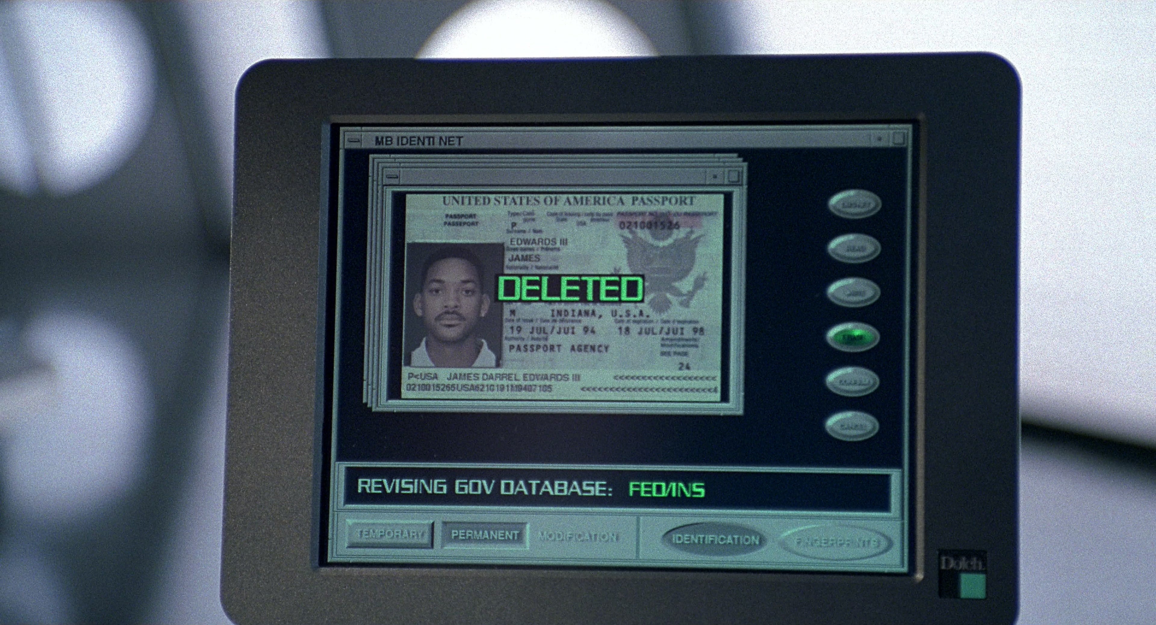 Men in Black (1997), wide, 1.85:1 — film still