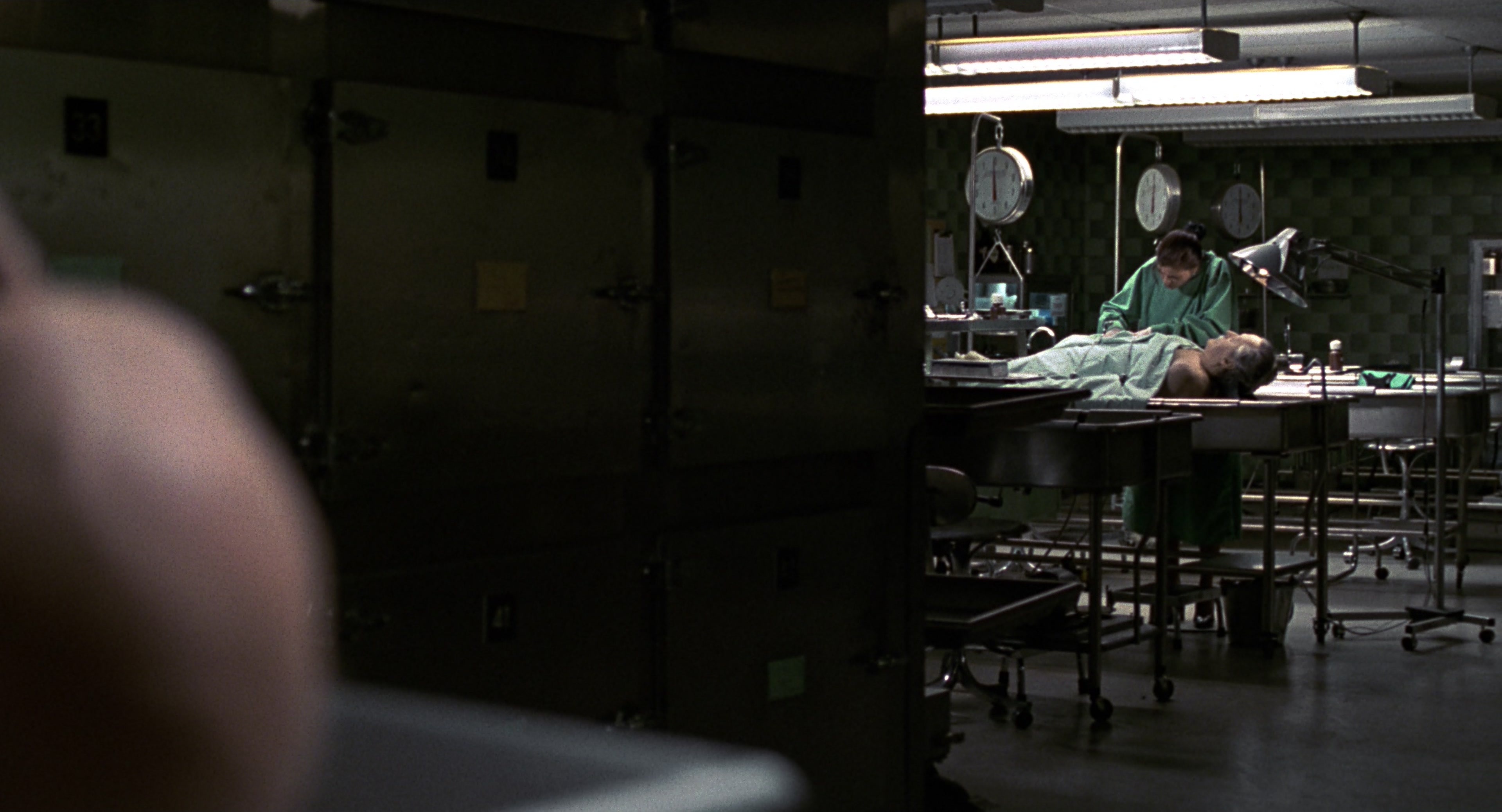 Men in Black (1997), wide, 1.85:1 — film still