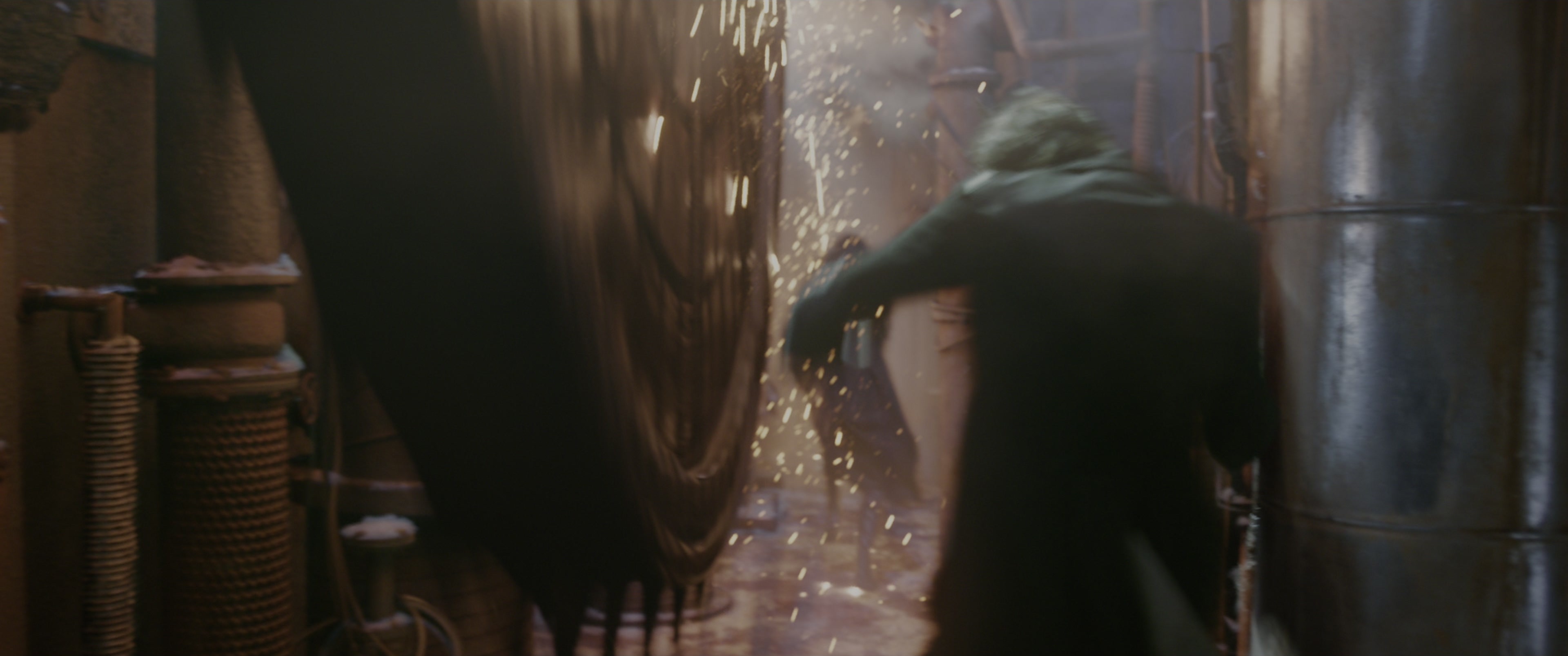Mortal Engines (2018), wide, 2.39:1 — film still