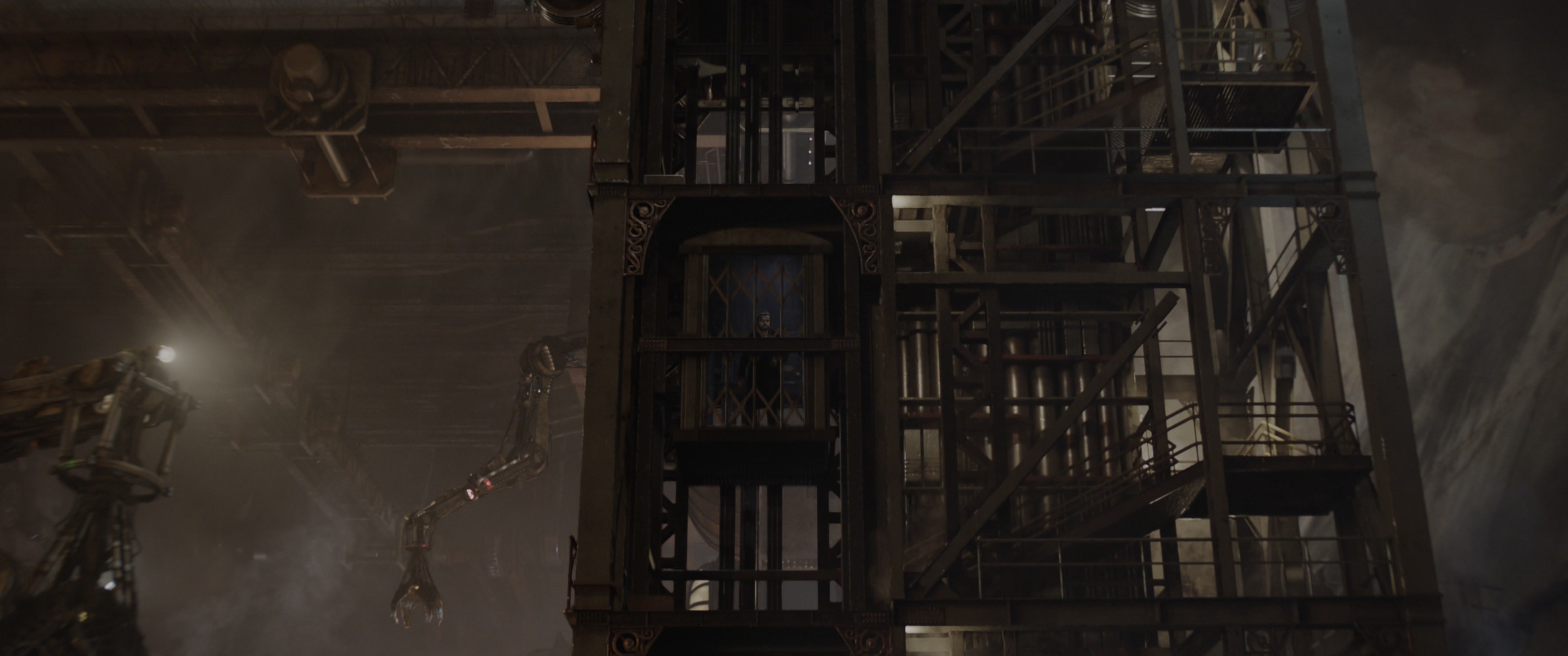 Mortal Engines (2018), wide, 2.39:1 — film still