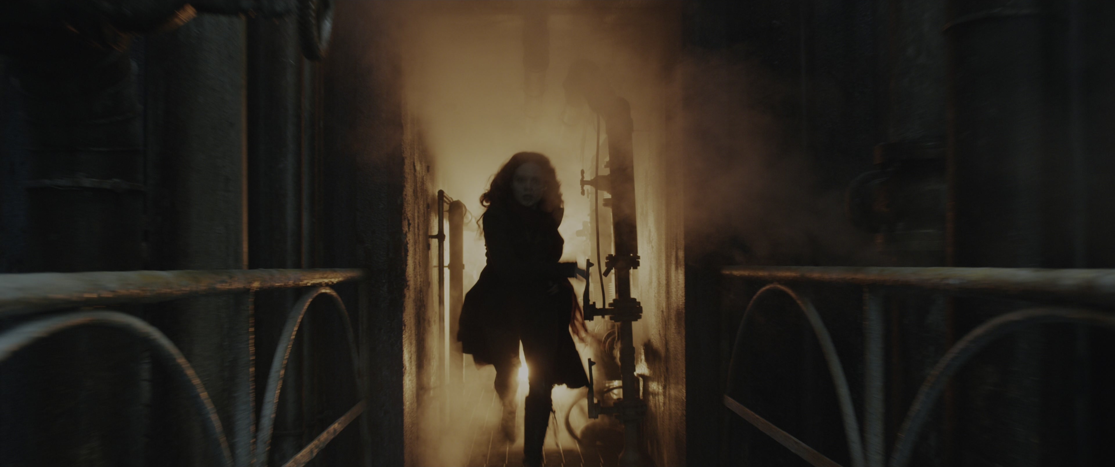 Mortal Engines (2018), wide, 2.39:1 — film still